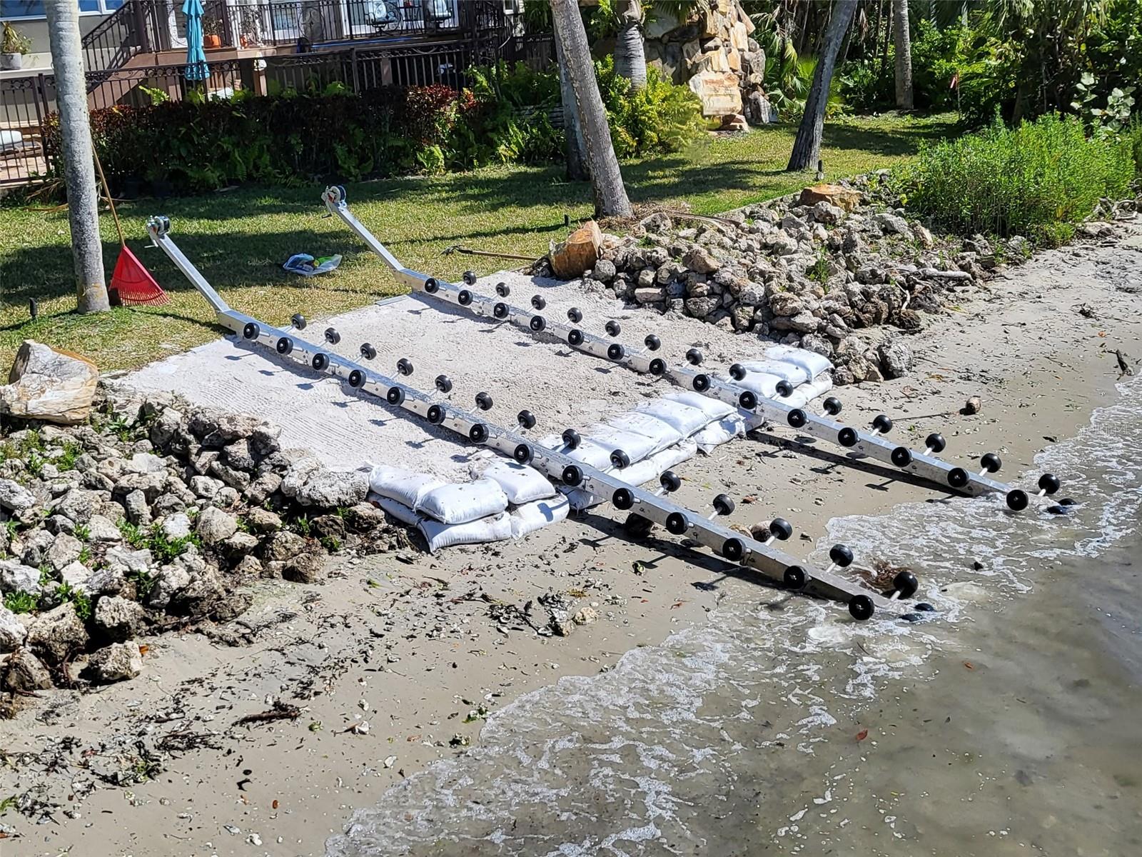 Jet Ski Ramp - 2115 LYCHEE LN, NOKOMIS