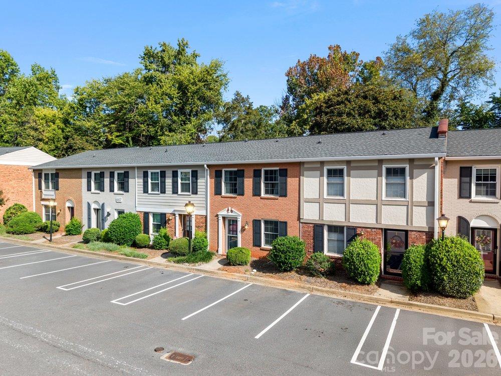 Condominium at 4607 Hedgemore Drive, Charlotte, photo 17 of 20