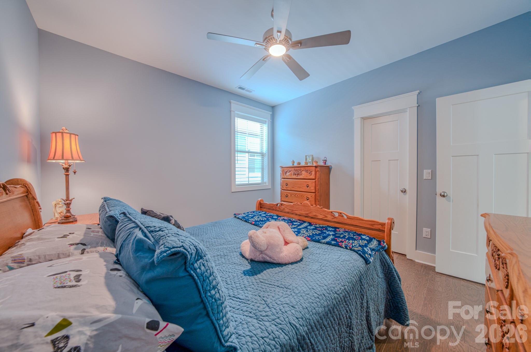 upstairs bedroom - 552 Sweet Birch Park Lane, Black Mountain