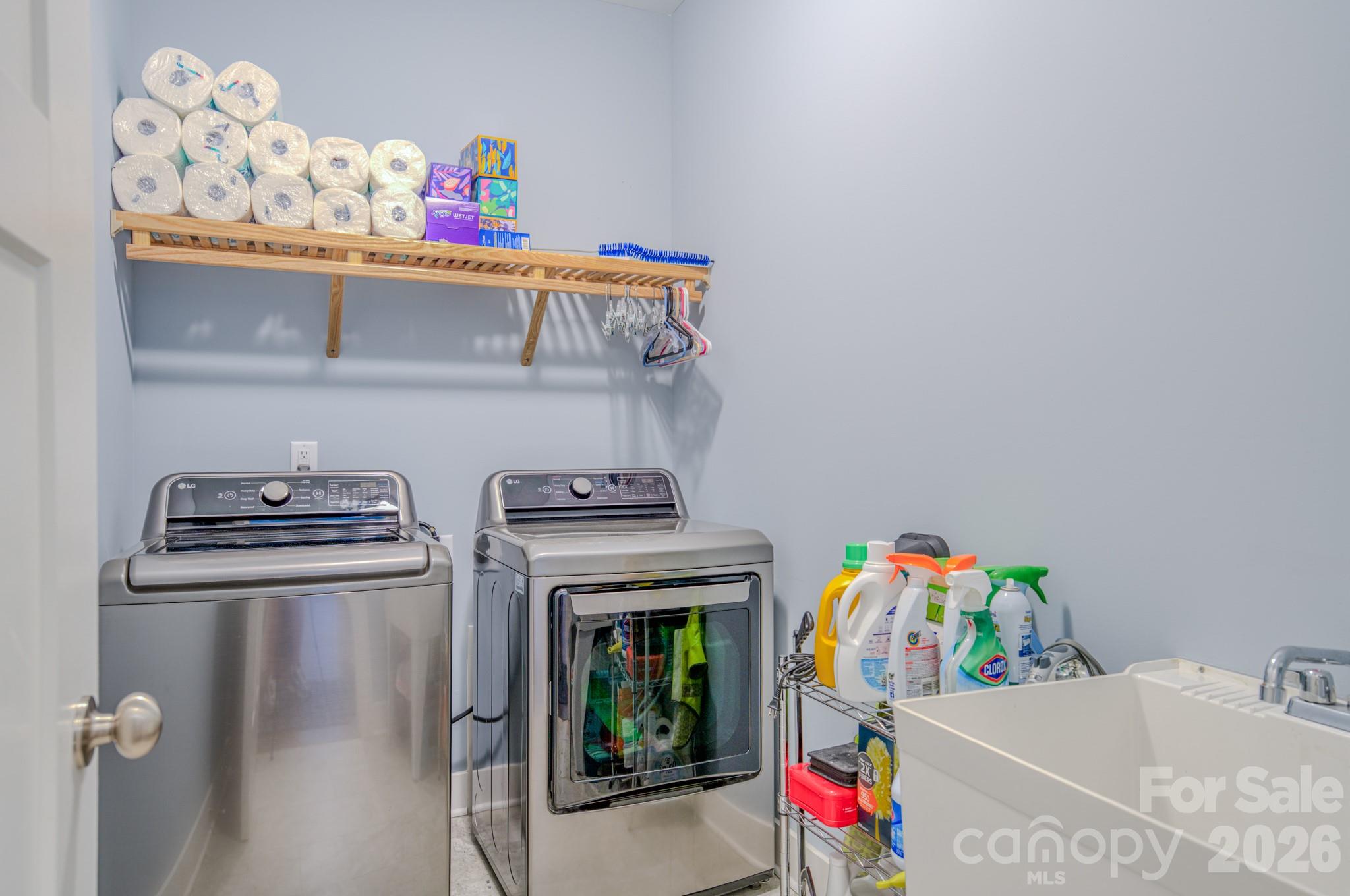laundry - 552 Sweet Birch Park Lane, Black Mountain