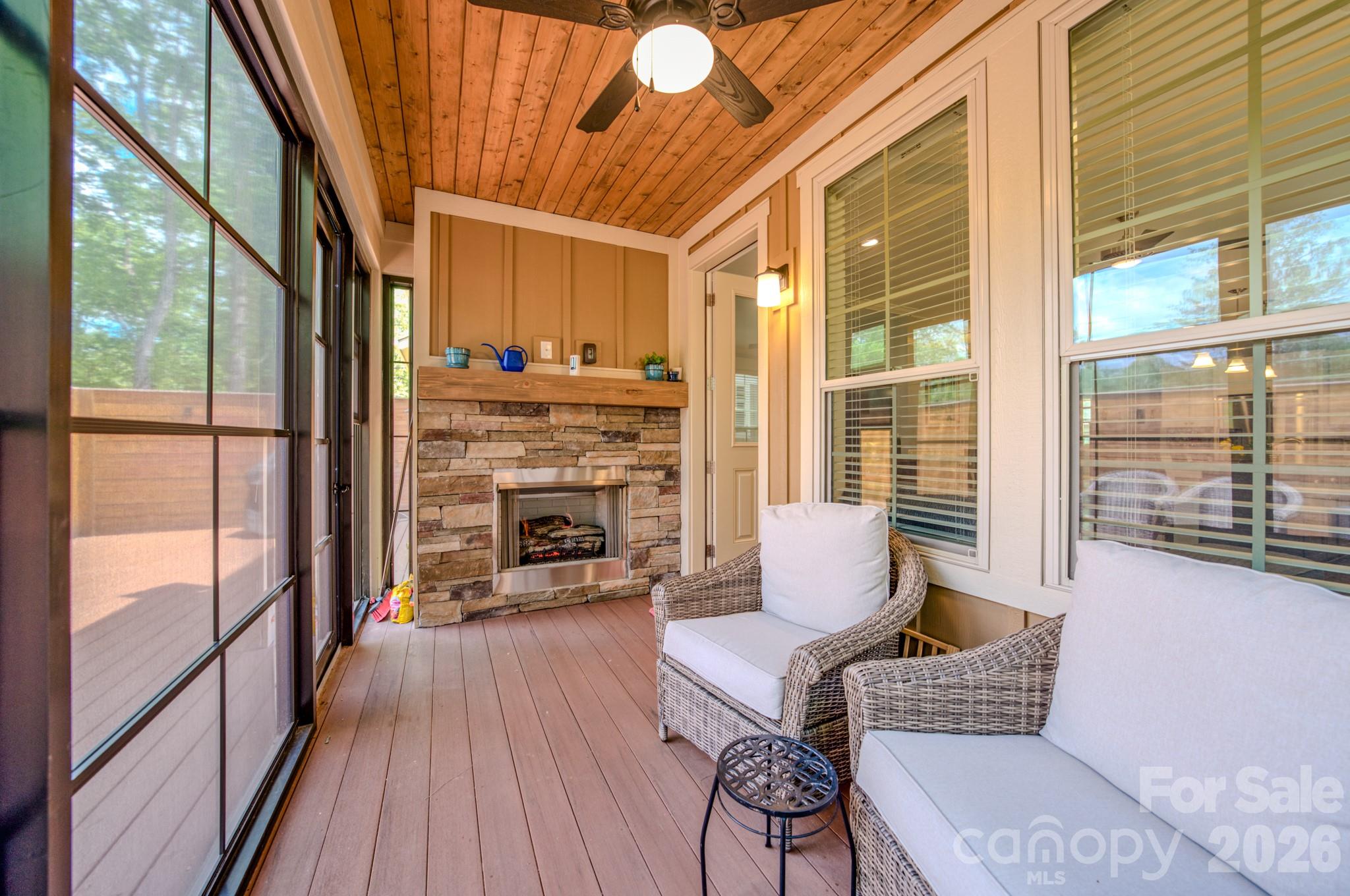 enclosed easy breeze - 552 Sweet Birch Park Lane, Black Mountain