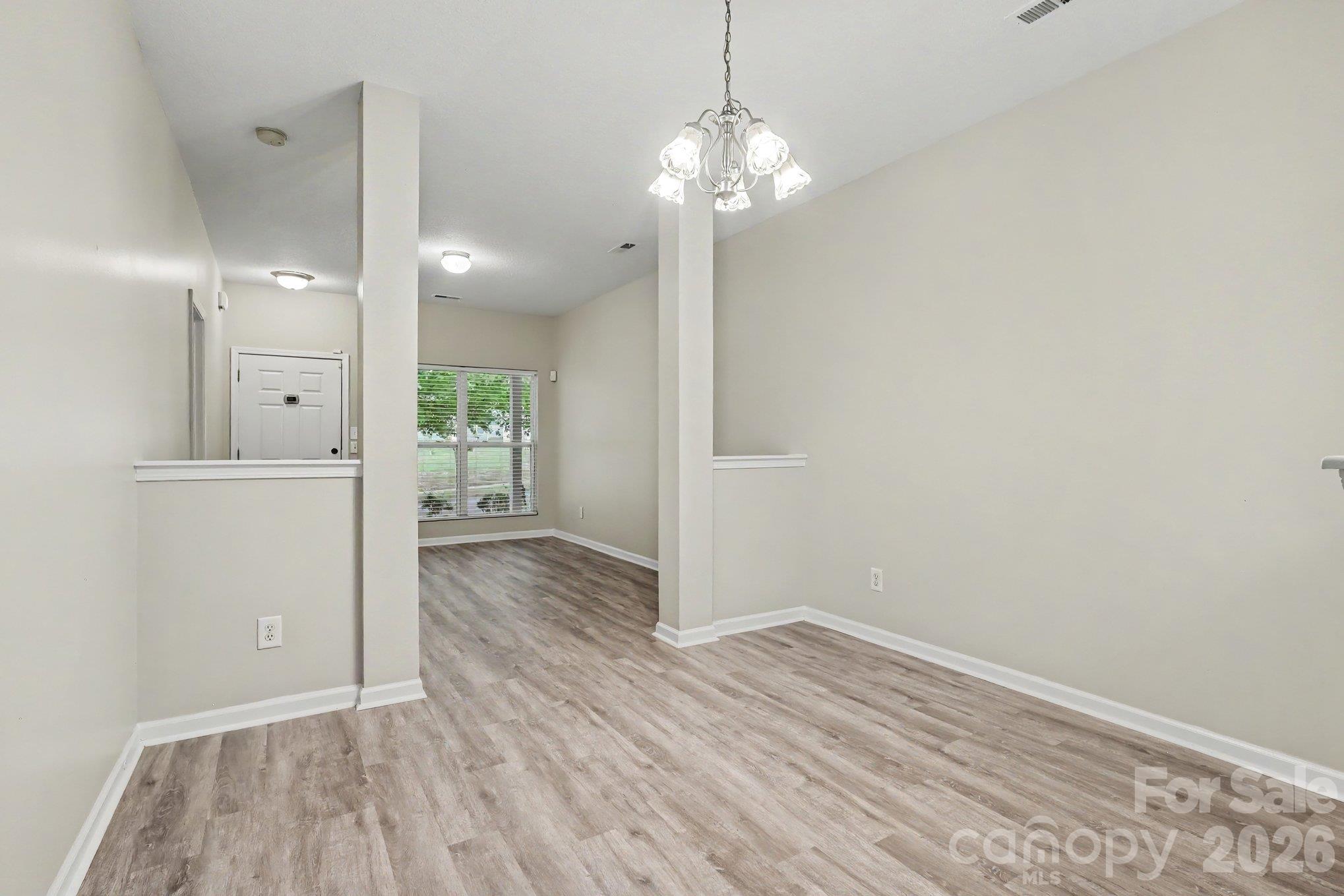 Townhouse at 2655 Meadow Knoll Drive, Charlotte, photo 5 of 26