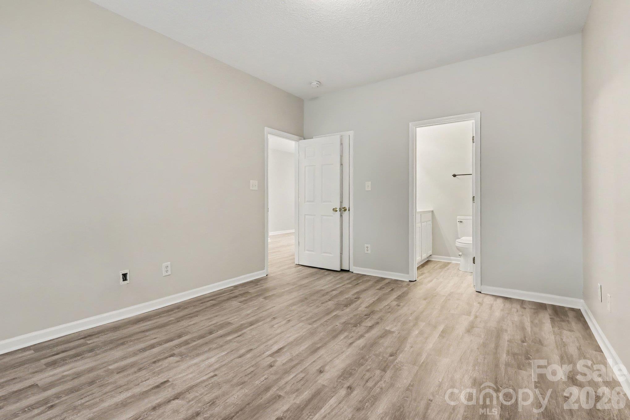 Townhouse at 2655 Meadow Knoll Drive, Charlotte, photo 10 of 26