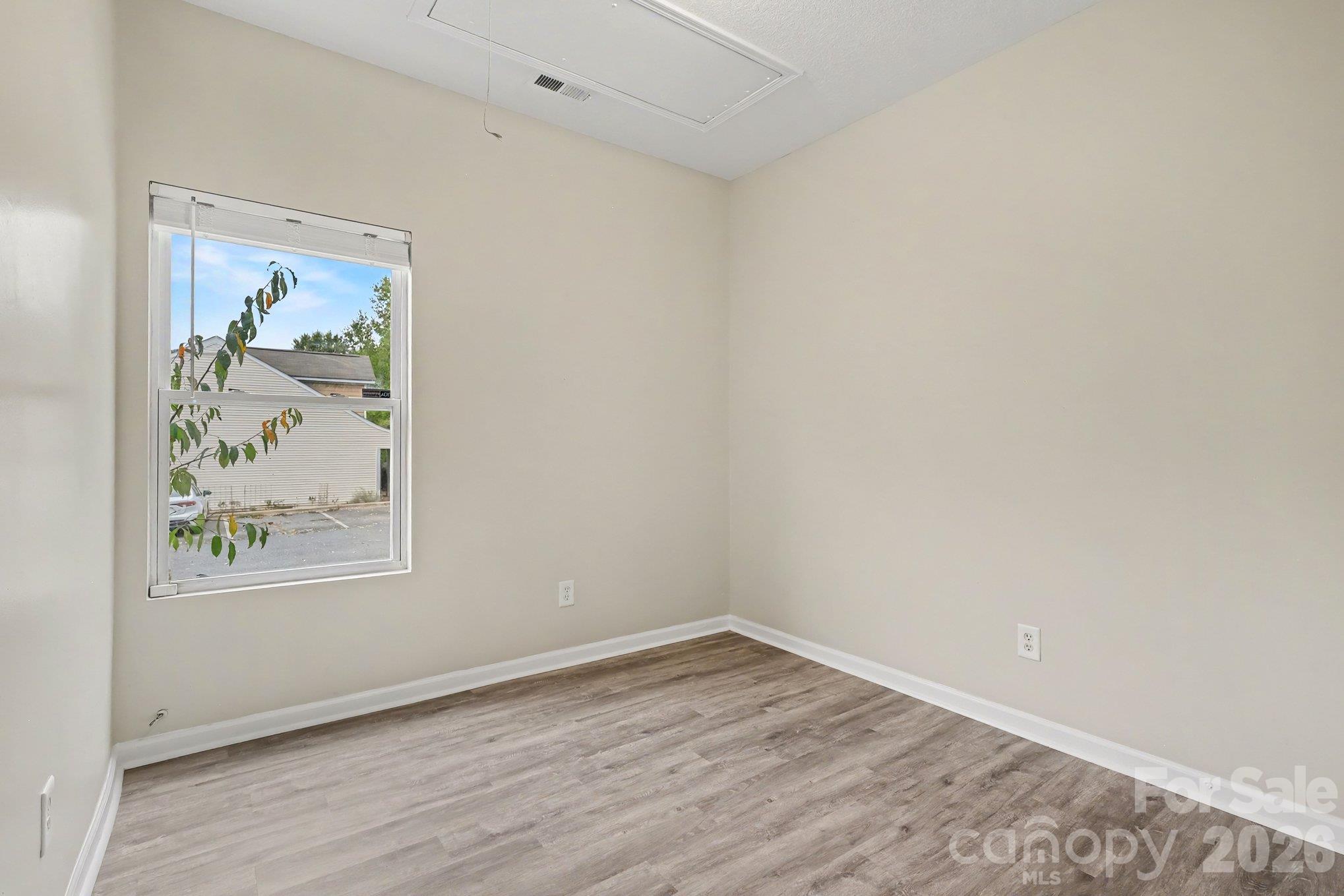 Townhouse at 2655 Meadow Knoll Drive, Charlotte, photo 16 of 26