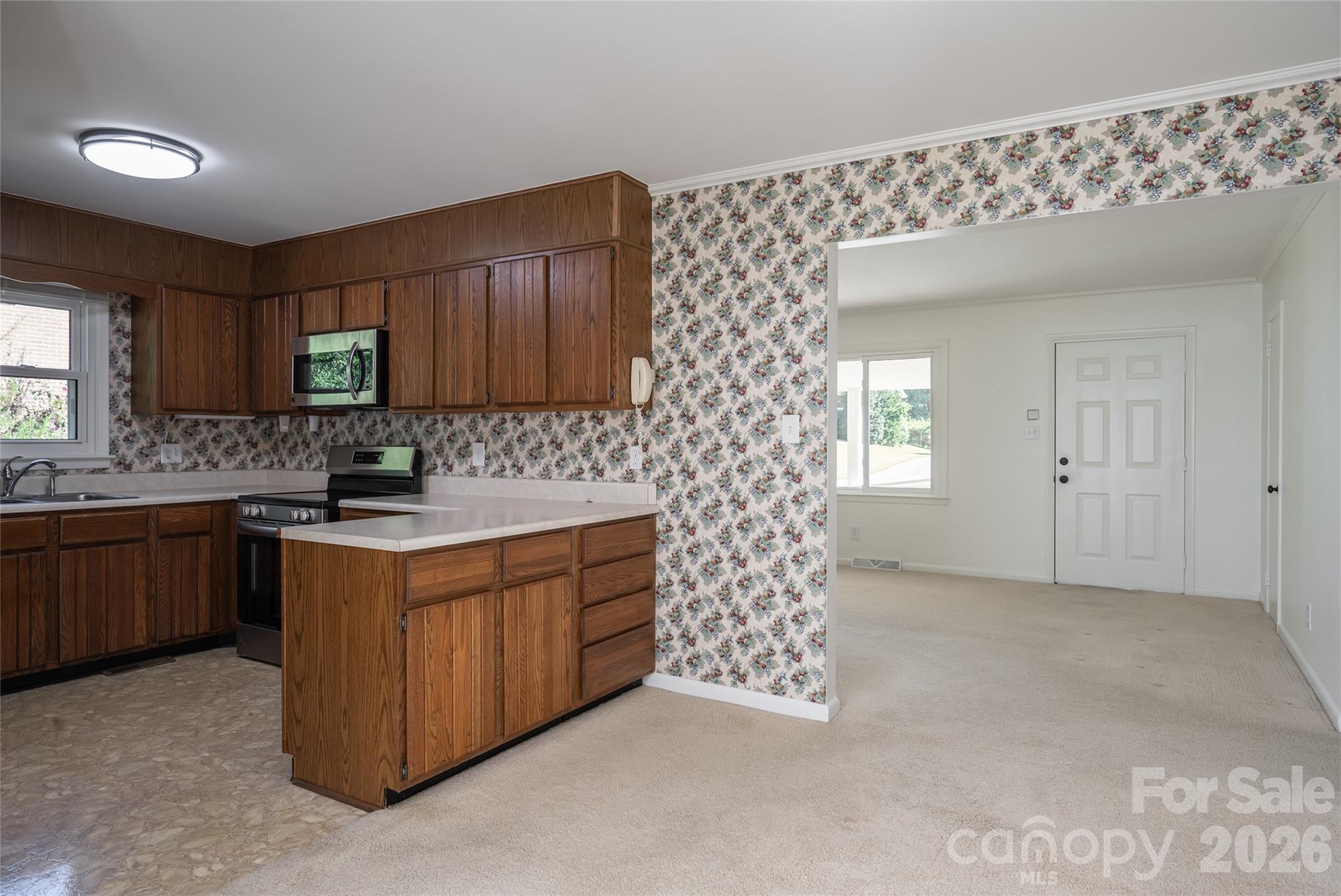 Dining room looking towards living room - 23 Wagon Road, Asheville
