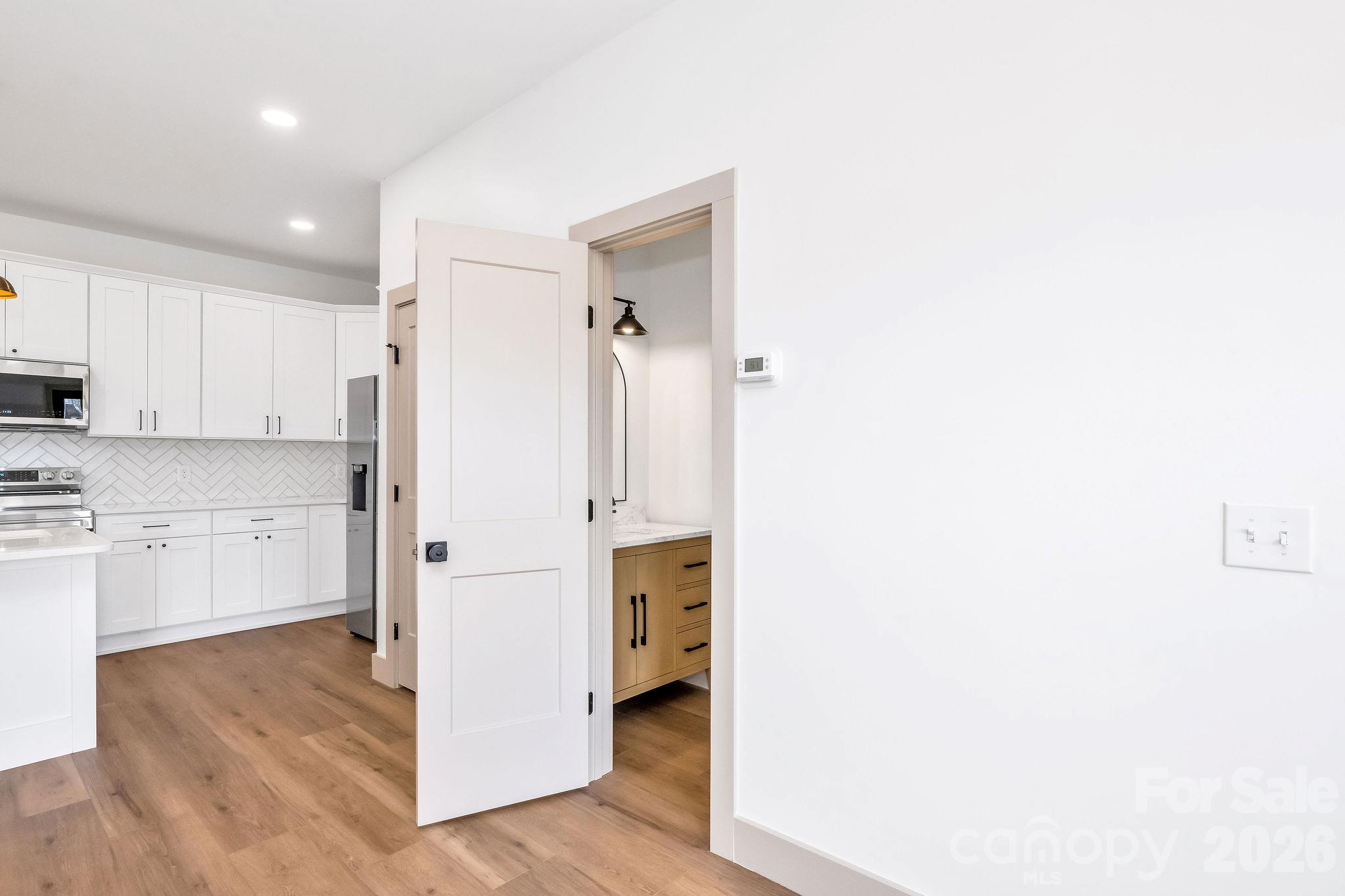 Townhouse at 2113 24th Street Lane, Hickory, photo 17 of 43