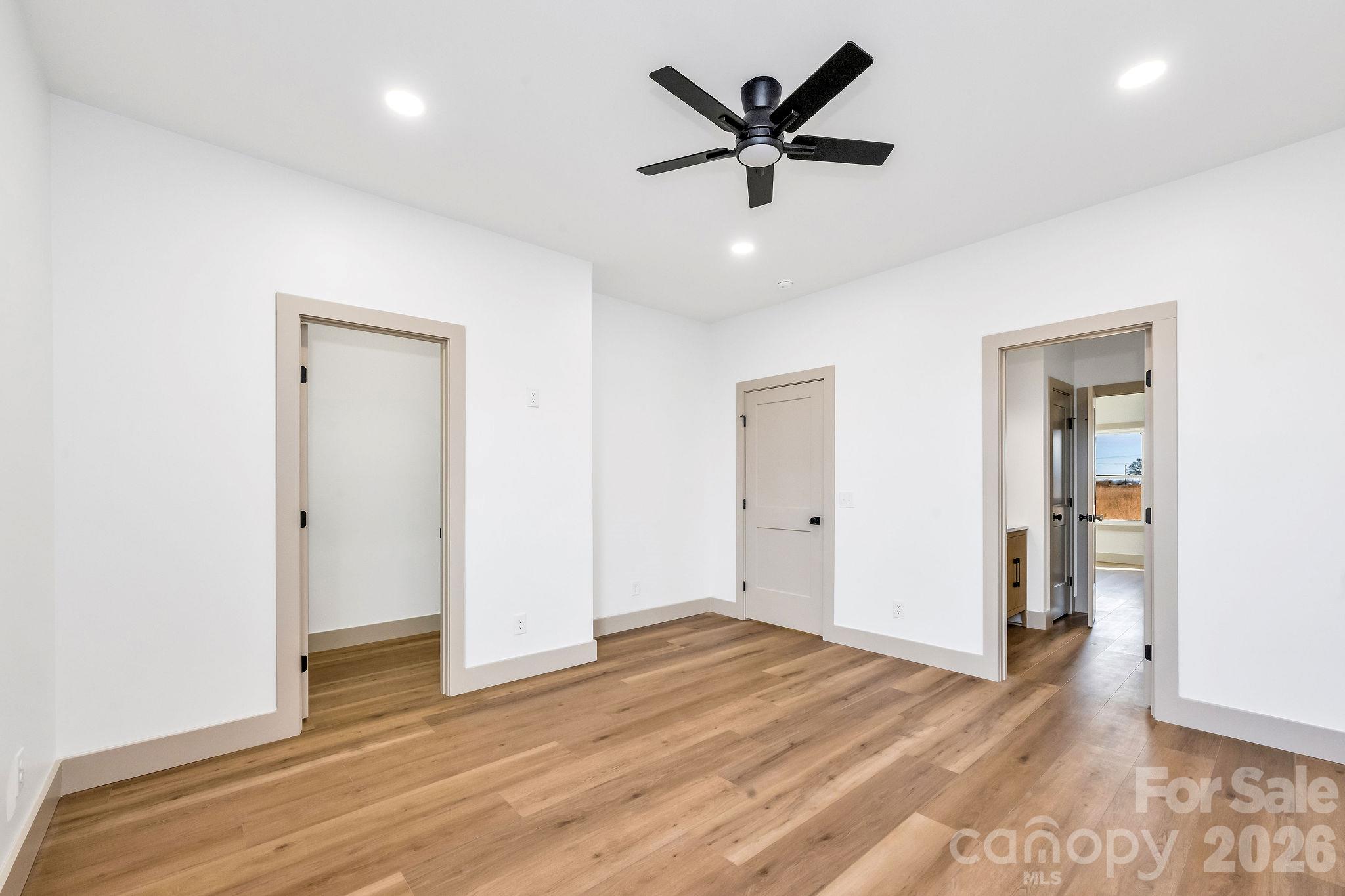 Townhouse at 2113 24th Street Lane, Hickory, photo 31 of 43