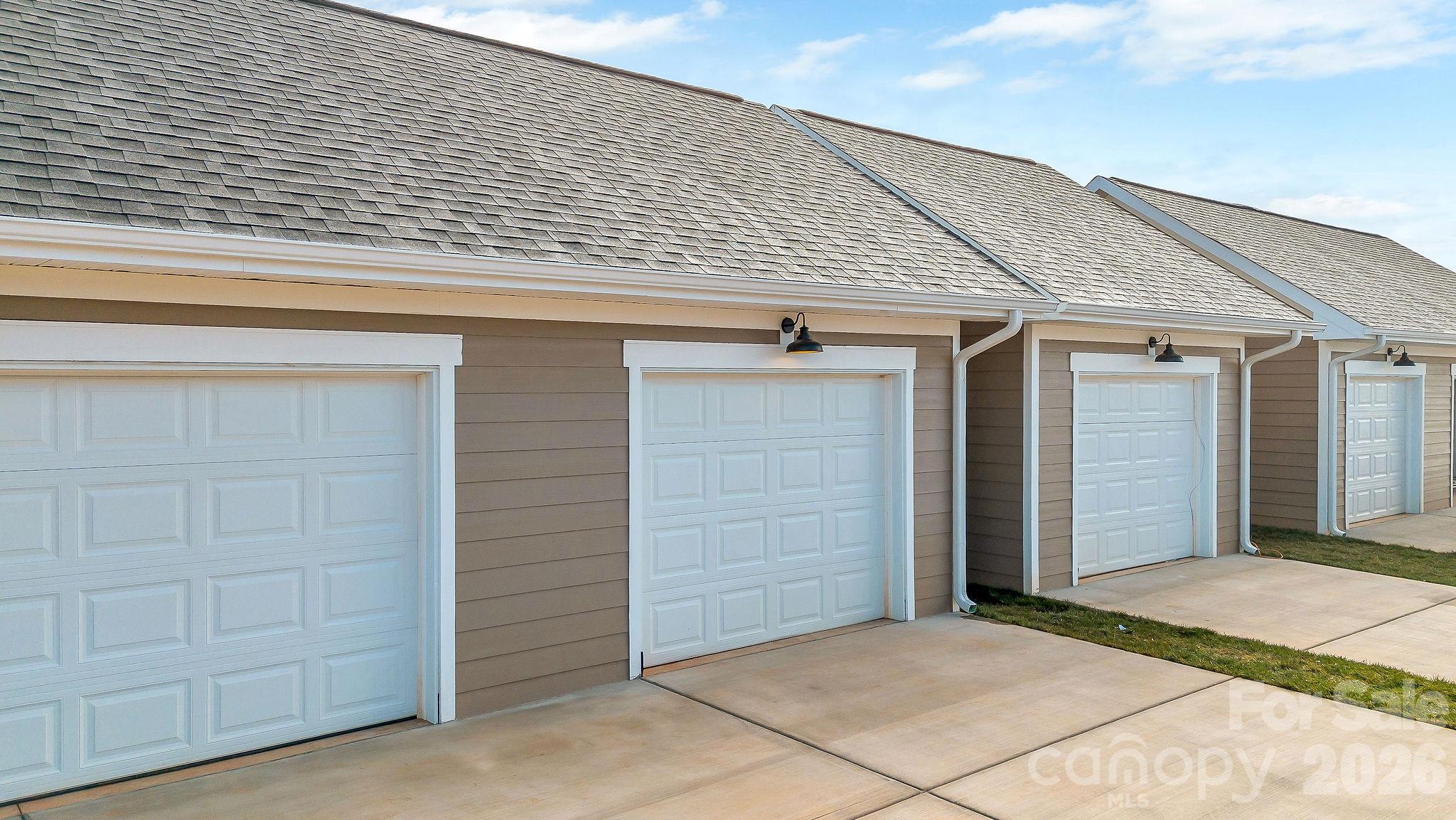 Townhouse at 2113 24th Street Lane, Hickory, photo 43 of 43