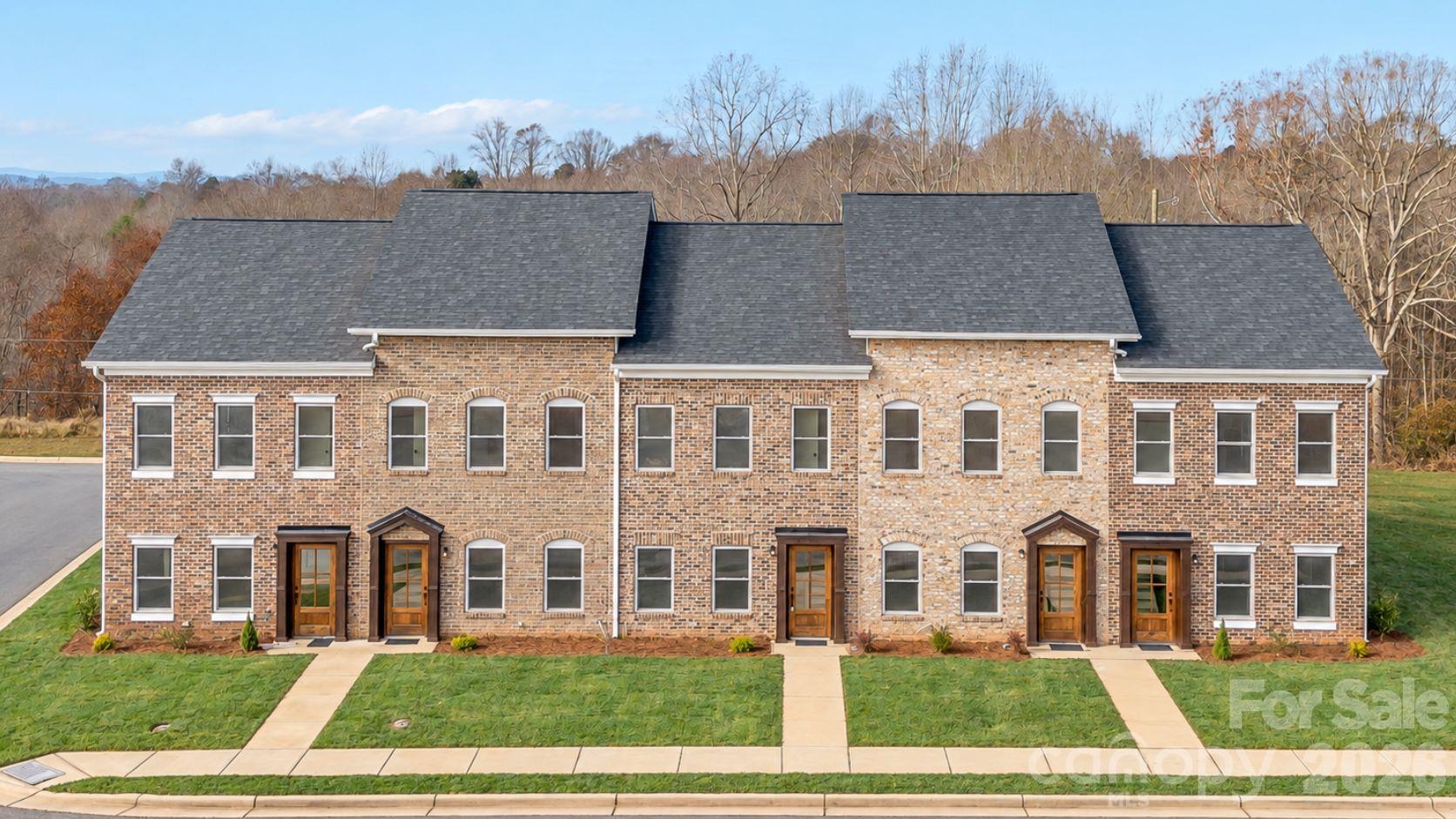 Townhouse at 2117 24th Street Lane, Hickory, photo 4 of 43