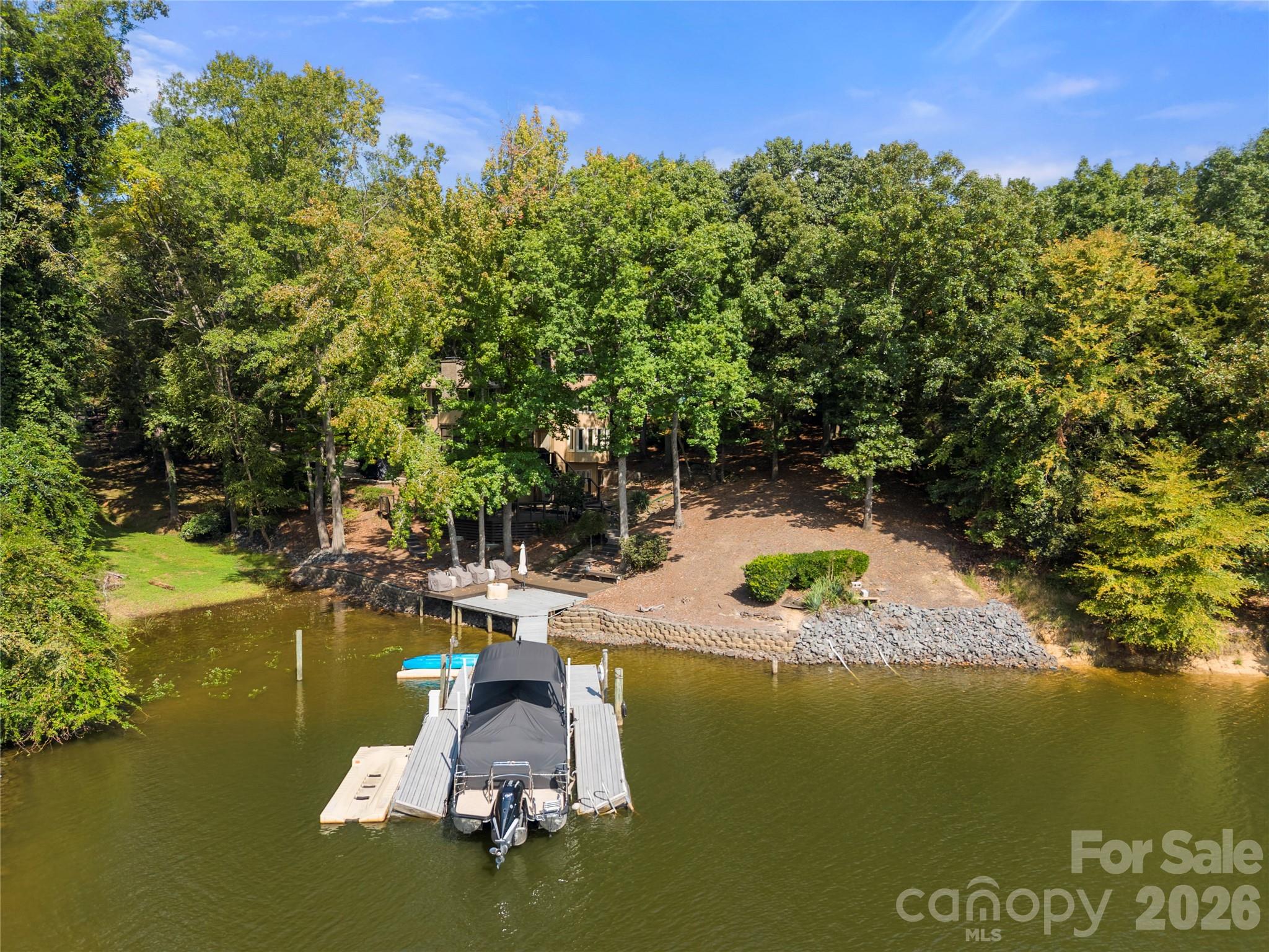 Single Family Residence at 131 Whispering Pines Drive, Clover, photo 5 of 45