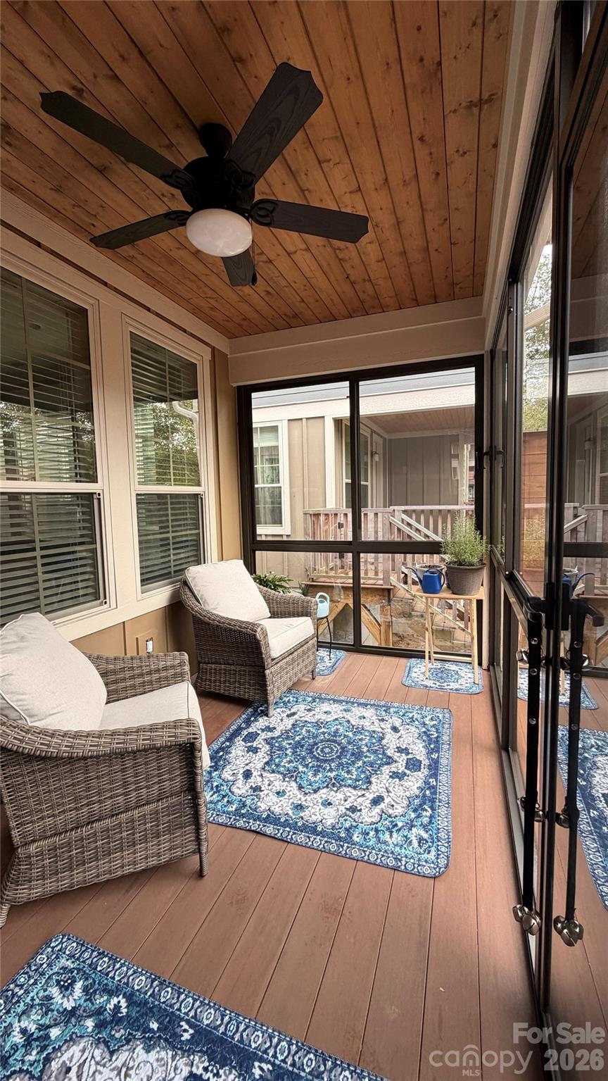 easy breeze - 552 Sweet Birch Park Lane, Black Mountain