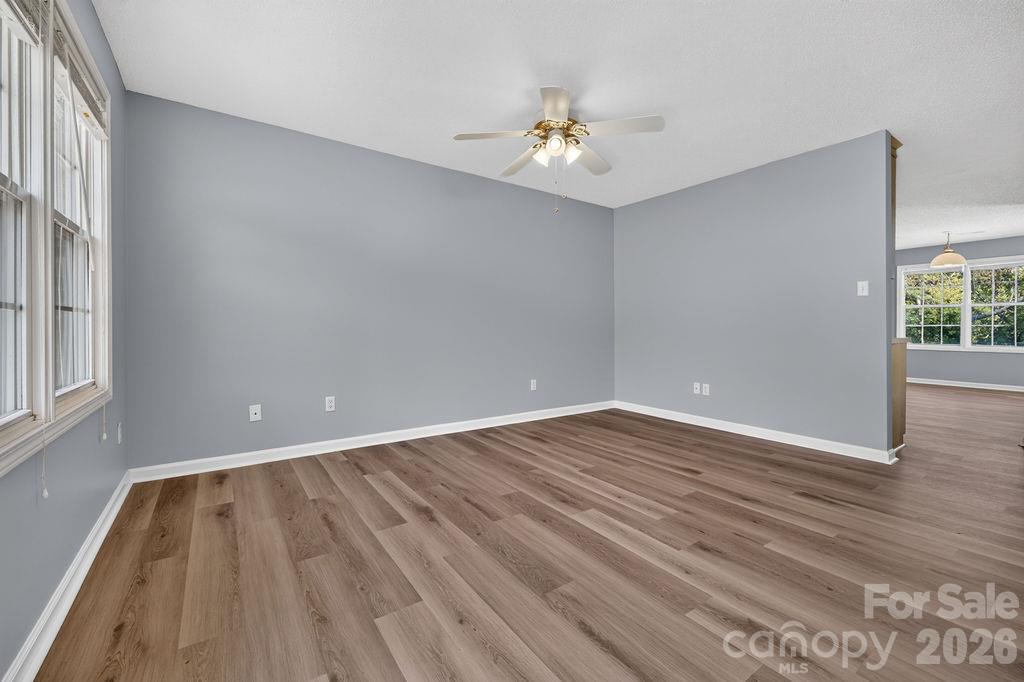 Townhouse at 122 24th Street NW, Hickory, photo 6 of 21