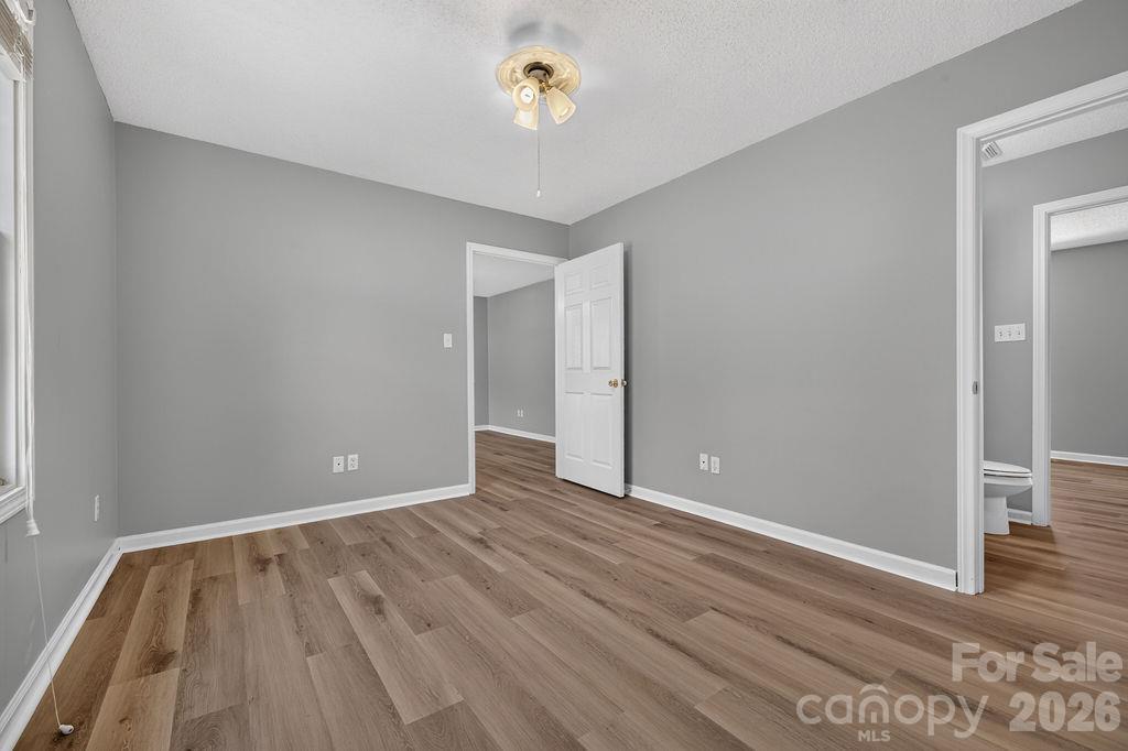 Townhouse at 122 24th Street NW, Hickory, photo 9 of 21