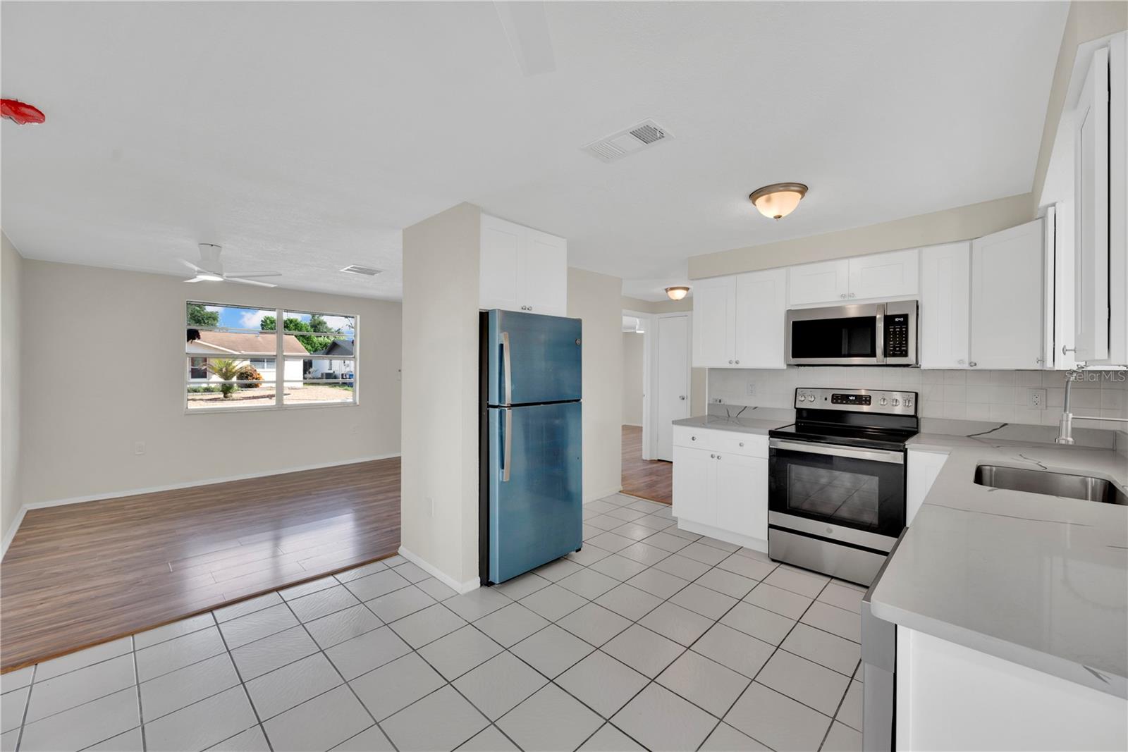 Single Family Residence at 6318 BALDWYN AVE, NEW PORT RICHEY, photo 10 of 34