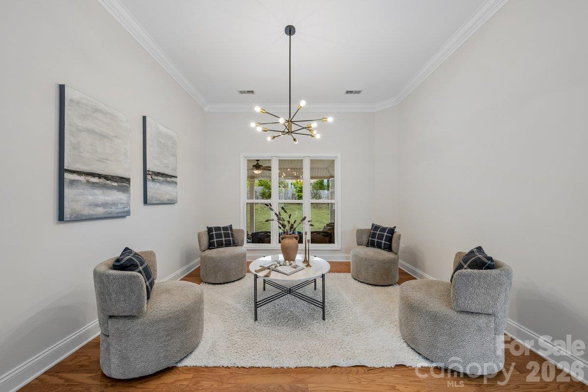 Single Family Residence at 5329 Kuykendall Road, Charlotte, photo 10 of 42