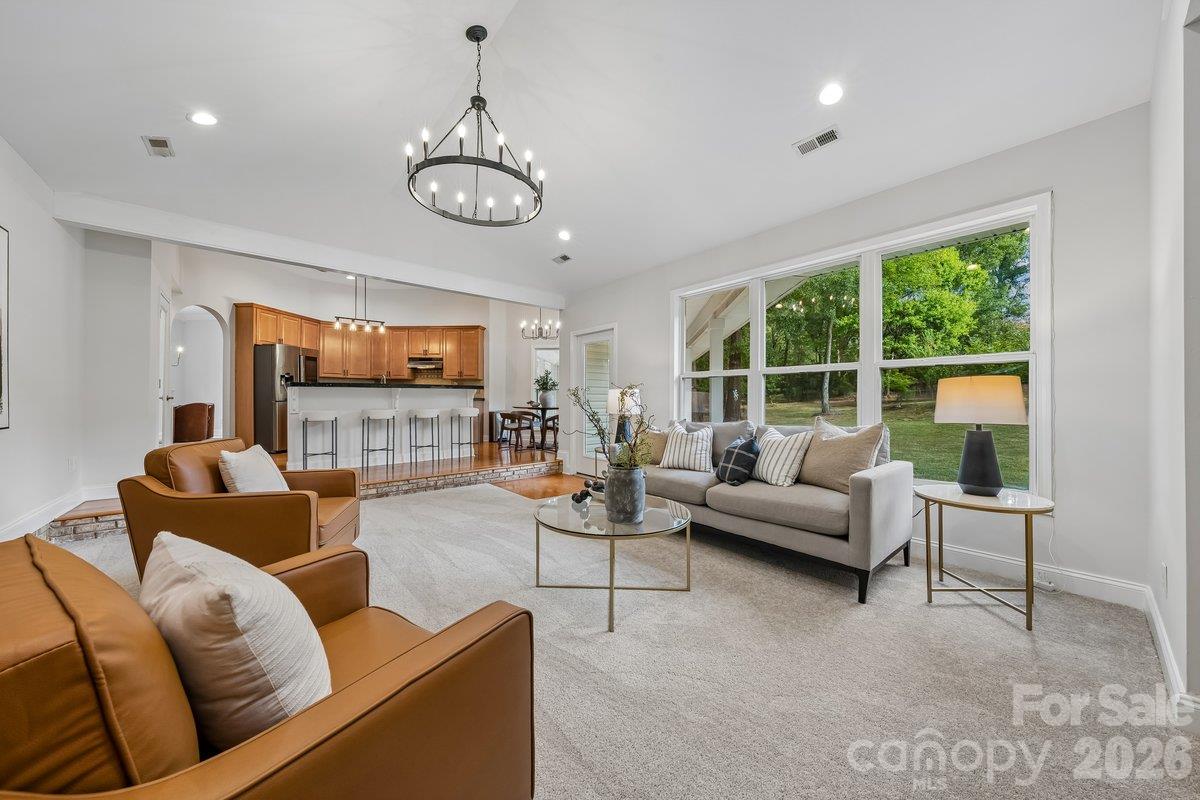 Single Family Residence at 5329 Kuykendall Road, Charlotte, photo 16 of 42