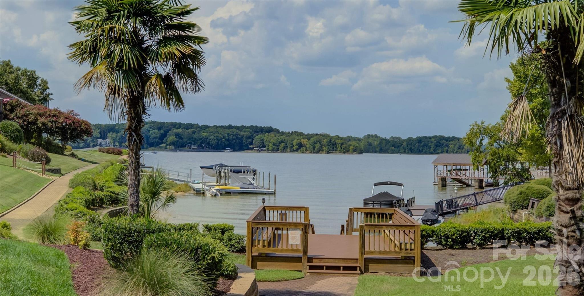 946 Lake Club Drive
