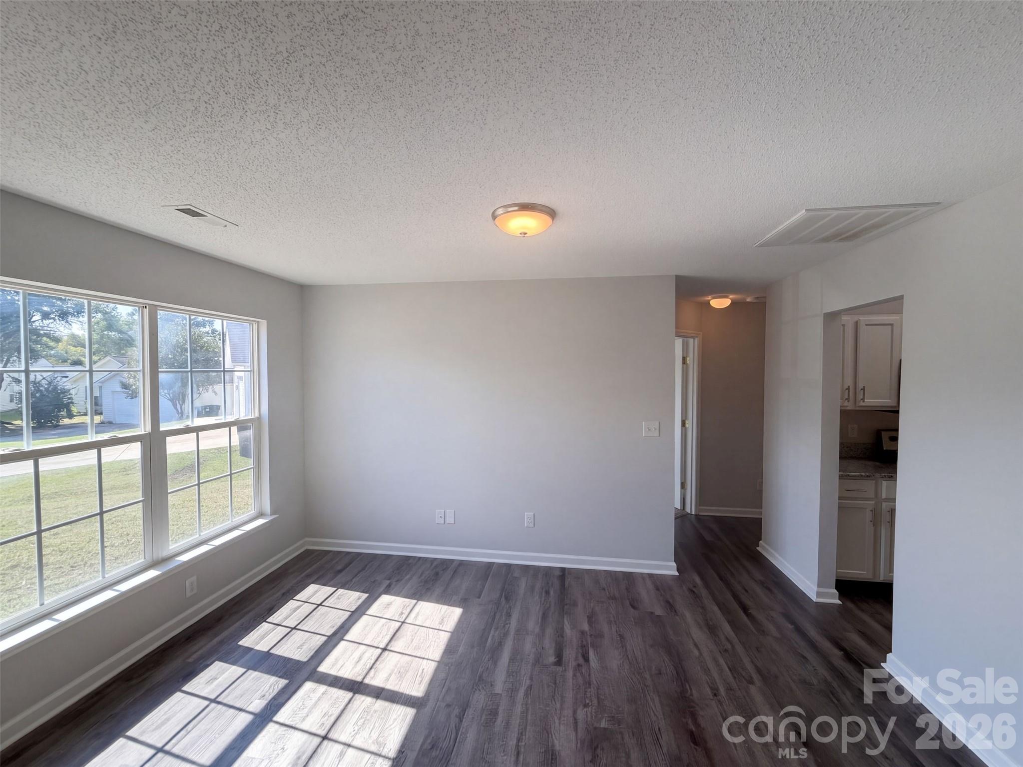 Single Family Residence at 2094 Chapel Creek Road SW, Concord, photo 9 of 24