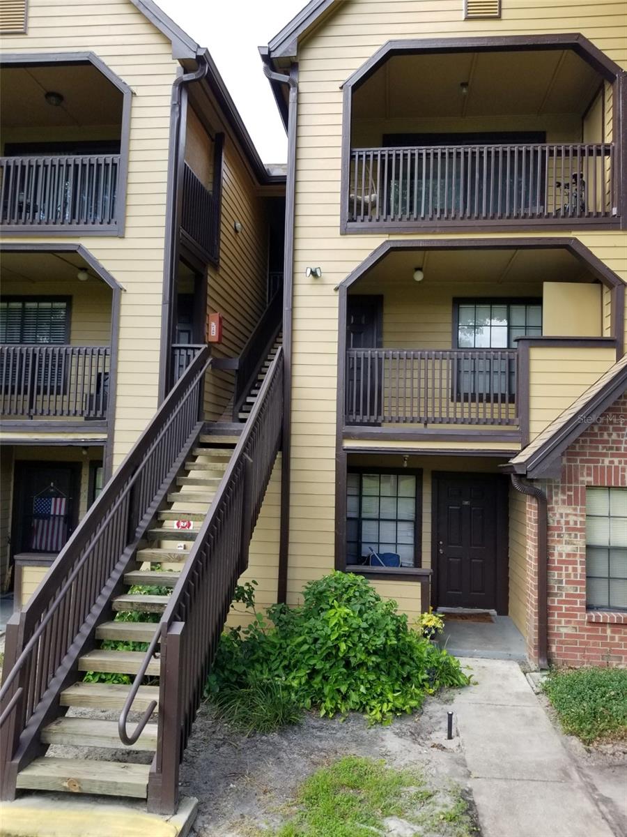 420 FORESTWAY CIR #207
