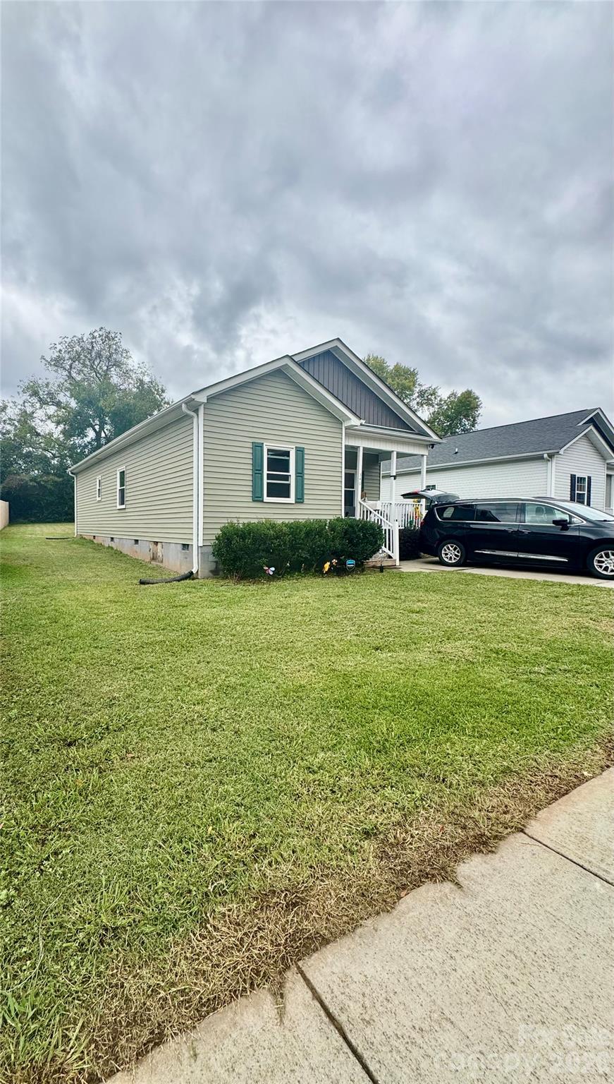 FRONT LEFT - 340 McBrayer Street, Shelby