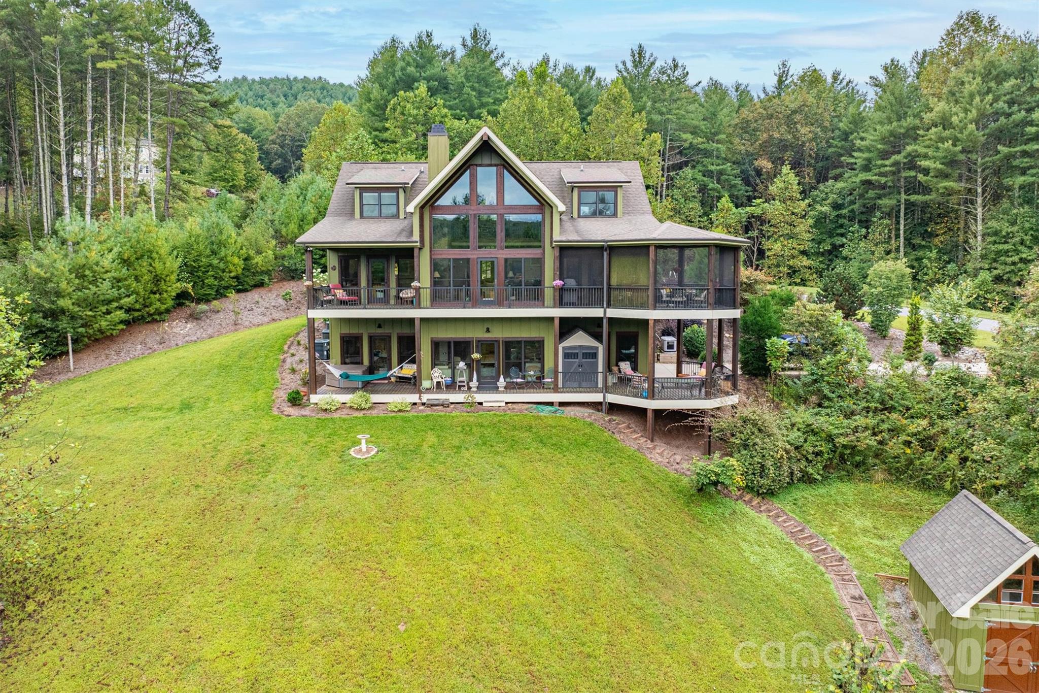Single Family Residence at 5378 Oak Crest Lane, Lenoir, photo 9 of 94