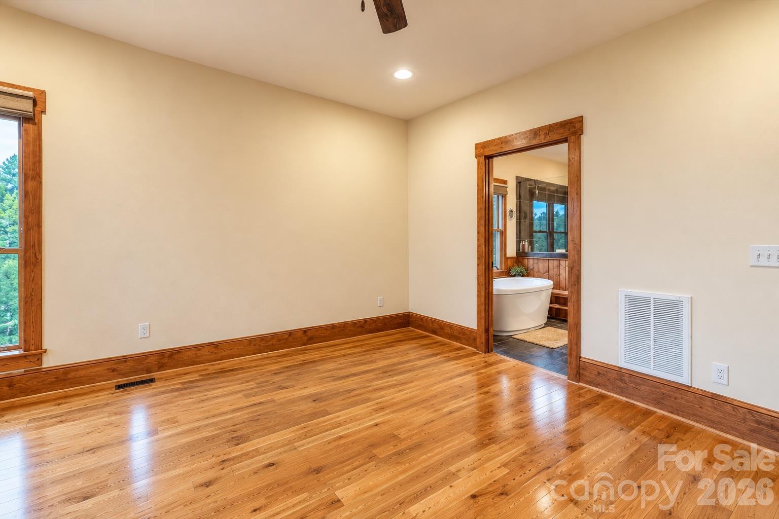 Single Family Residence at 5378 Oak Crest Lane, Lenoir, photo 53 of 94