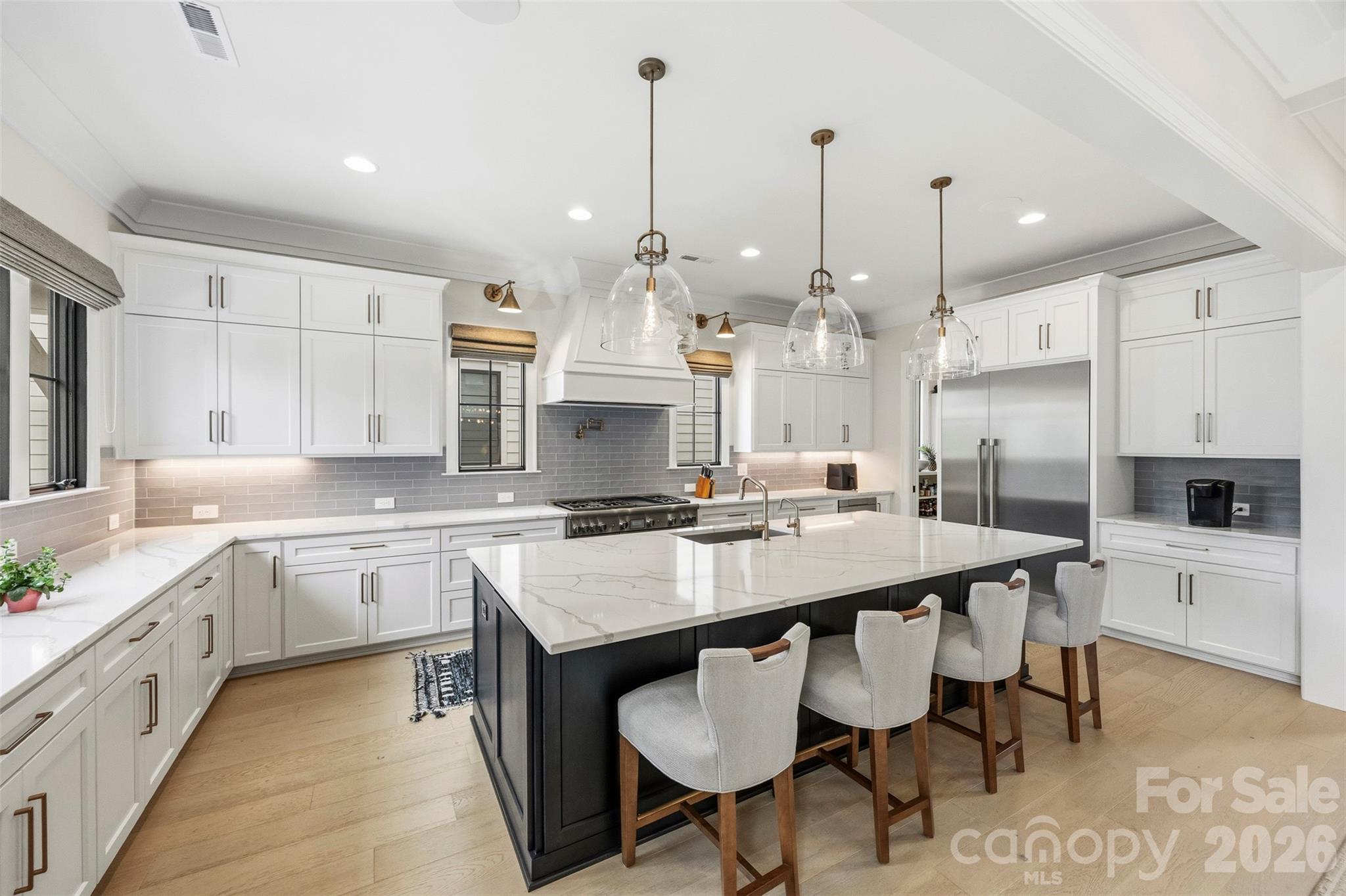 Single Family Residence at 6222 Louis Patrick Lane, Charlotte, photo 14 of 48