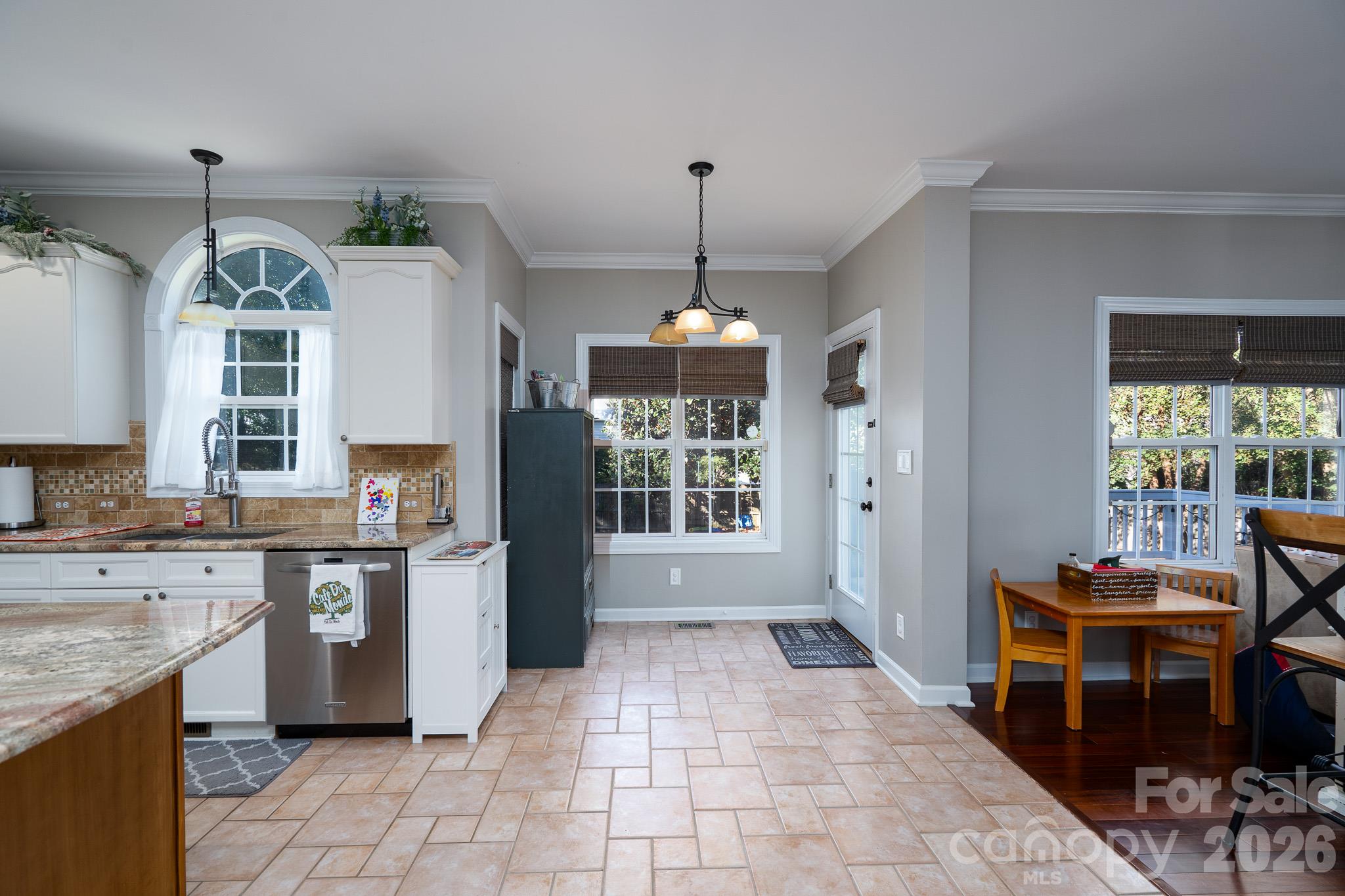 Single Family Residence at 12511 Bannock Drive, Charlotte, photo 9 of 29