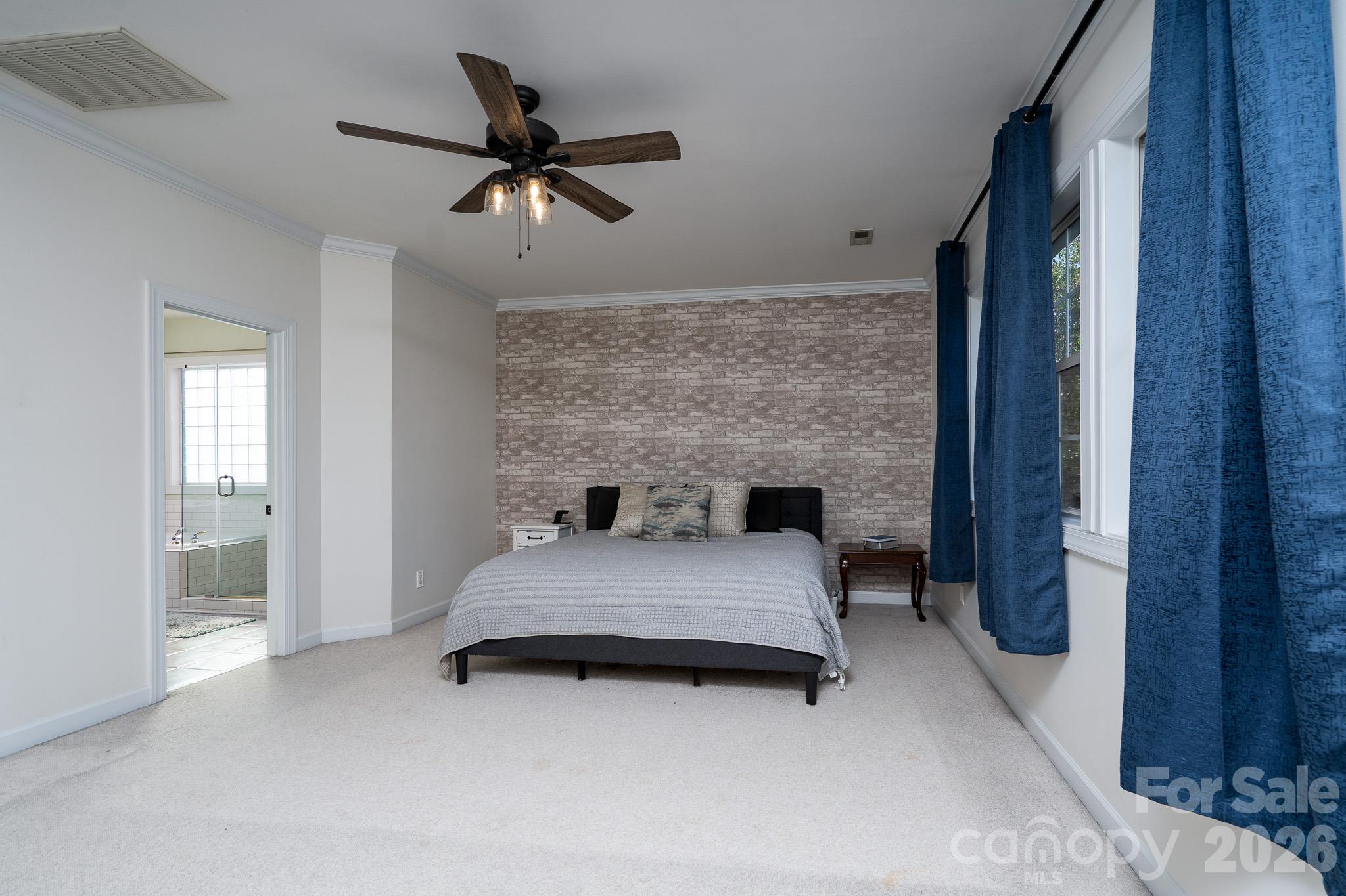 Single Family Residence at 12511 Bannock Drive, Charlotte, photo 12 of 29