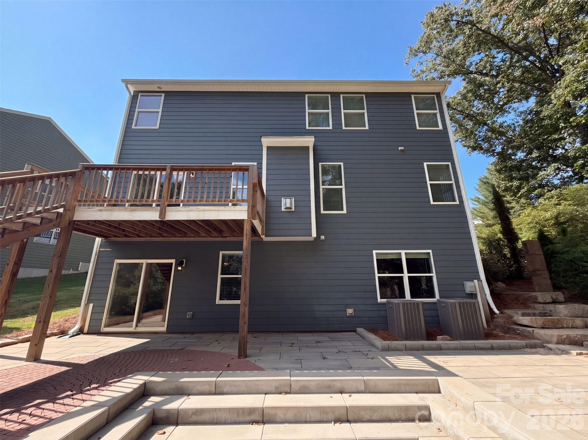 Single Family Residence at 7412 Canova Lane, Charlotte, photo 5 of 35