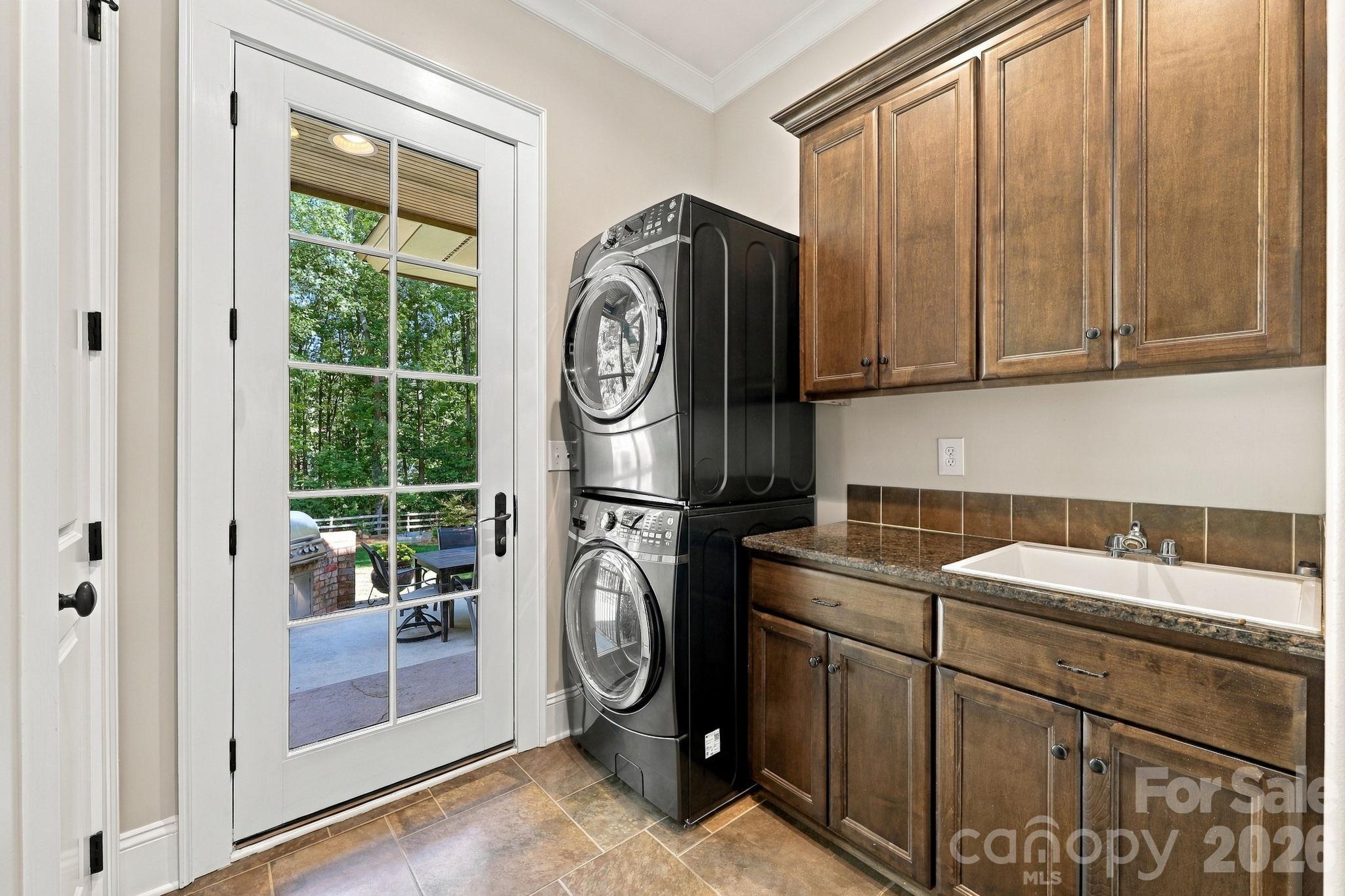 Single Family Residence at 115 Saddle Creek Court, Davidson, photo 21 of 45