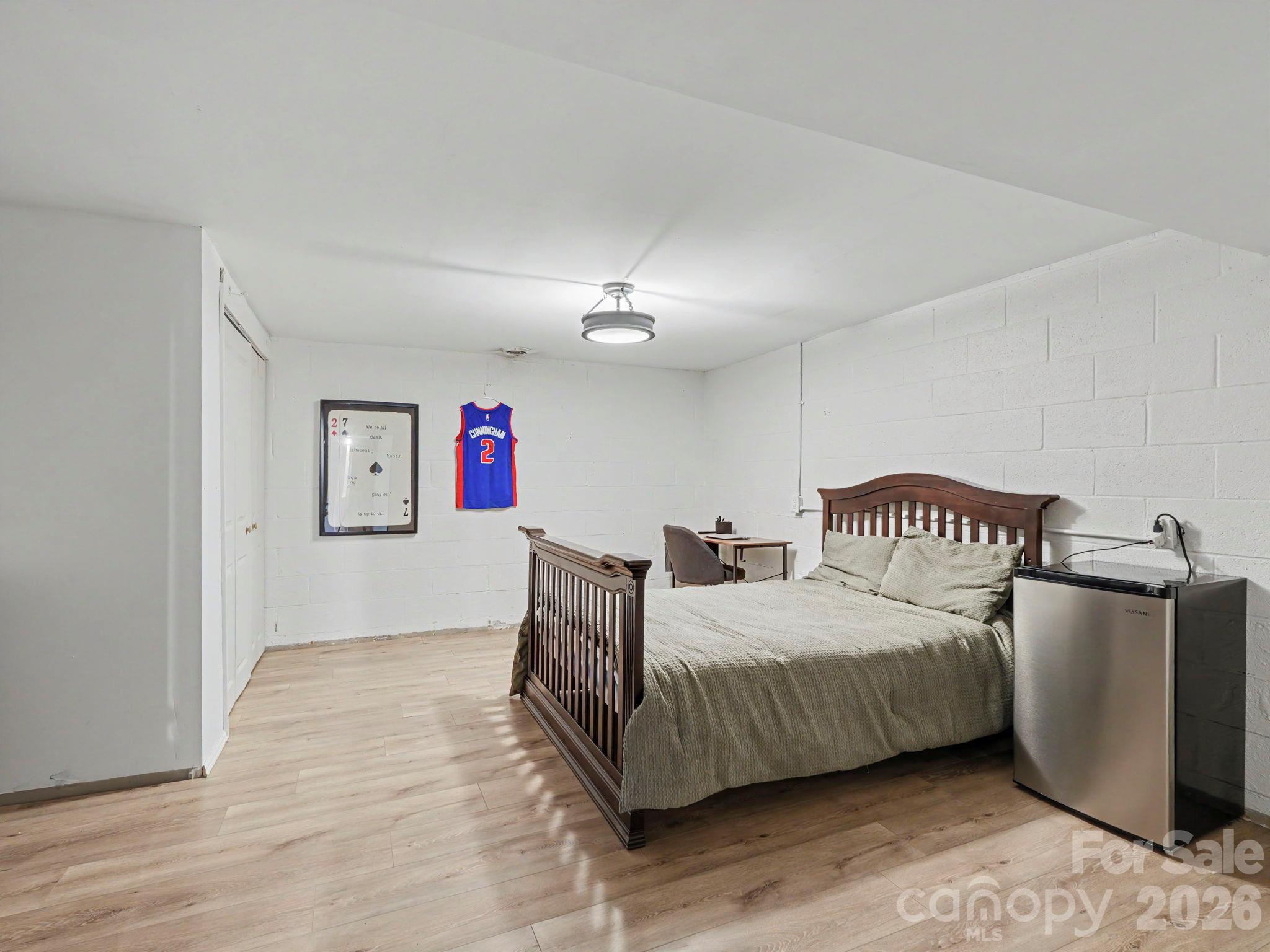 Single Family Residence at 3931 Irvington Drive, Charlotte, photo 28 of 41