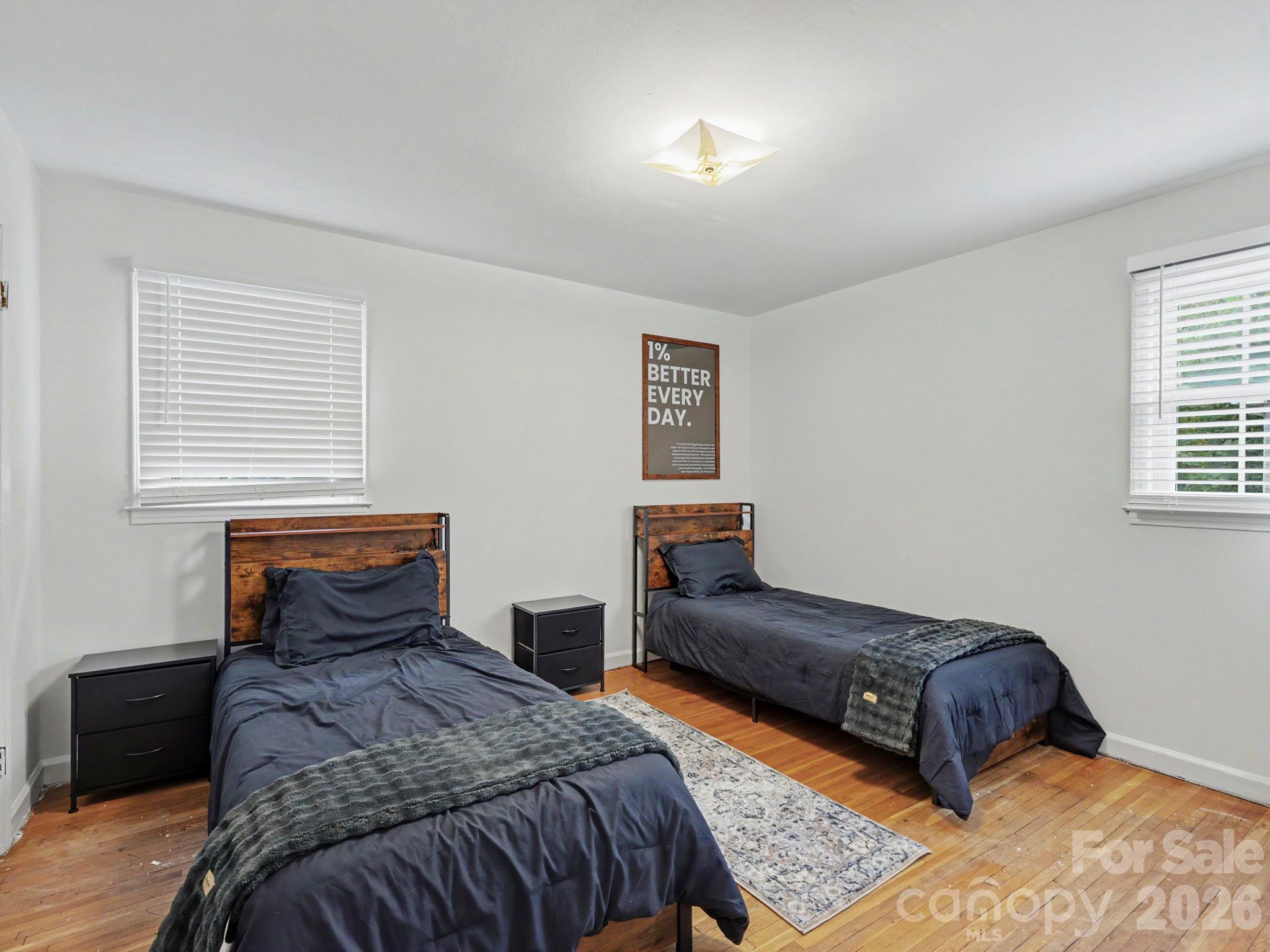 Single Family Residence at 3931 Irvington Drive, Charlotte, photo 29 of 41
