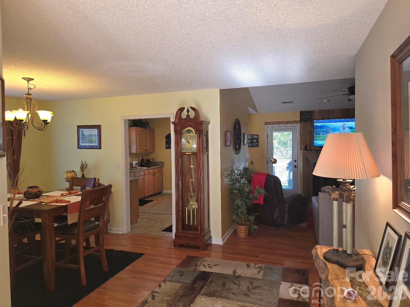 Single Family Residence at 77 Stonehollow Road, Fletcher, photo 20 of 32