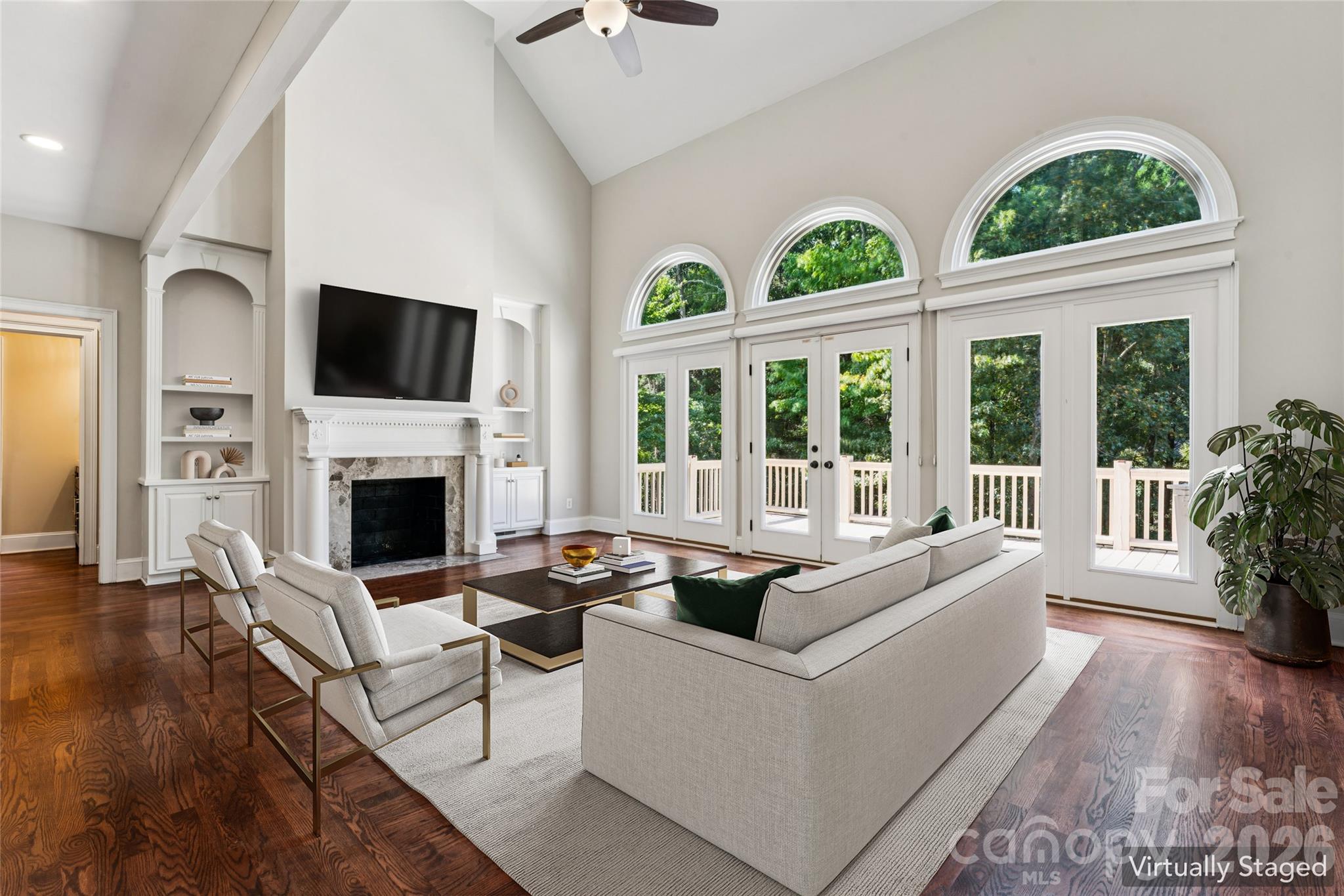 Single Family Residence at 16516 Riverpointe Drive, Charlotte, photo 5 of 42