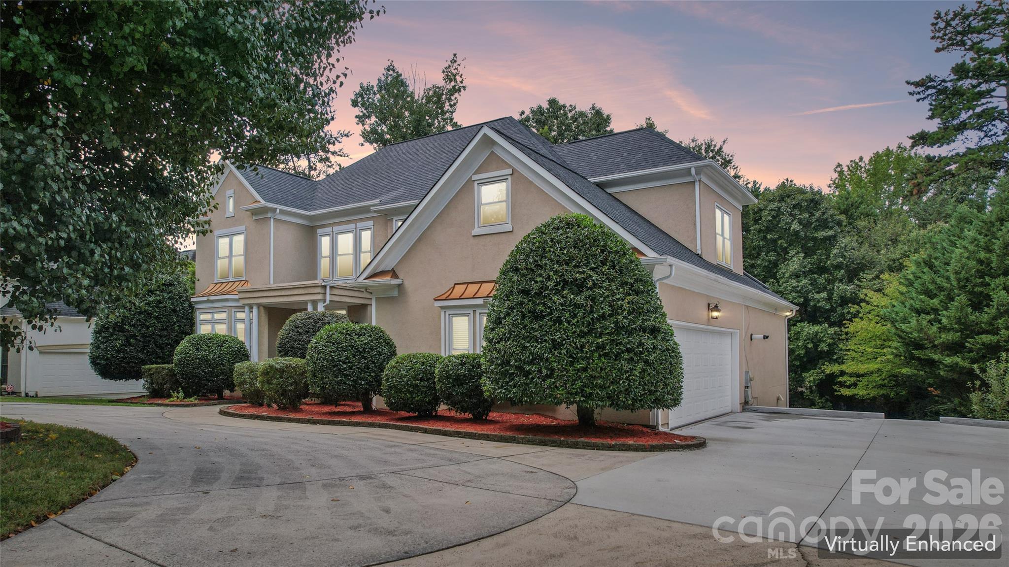 Single Family Residence at 16516 Riverpointe Drive, Charlotte, photo 18 of 42