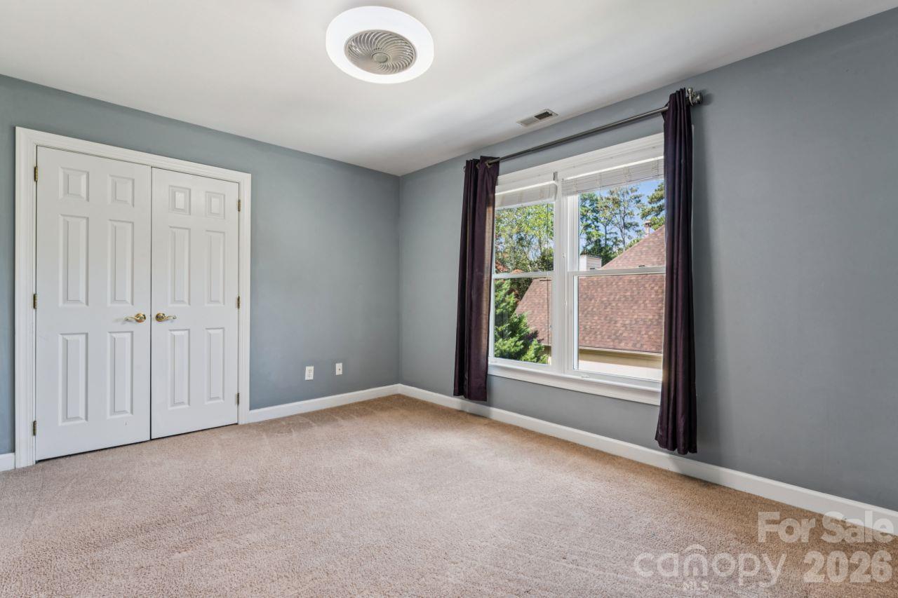 Single Family Residence at 16516 Riverpointe Drive, Charlotte, photo 30 of 42