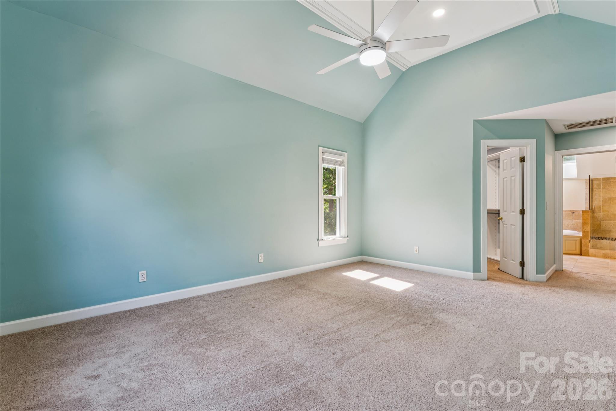 Single Family Residence at 16516 Riverpointe Drive, Charlotte, photo 36 of 42