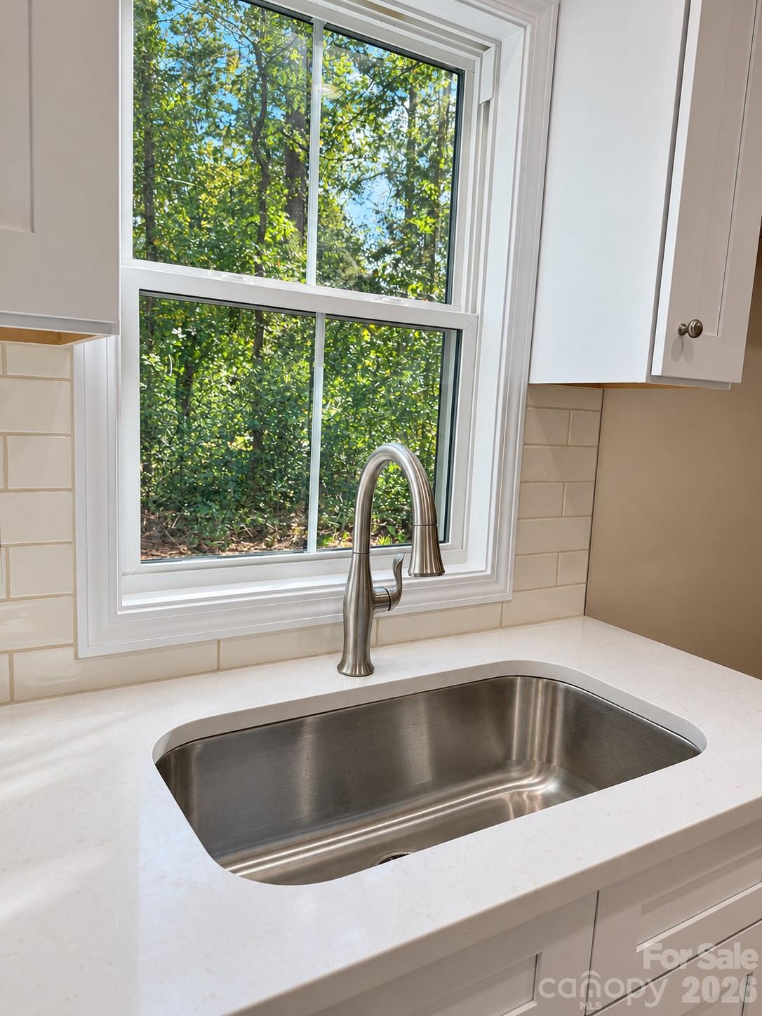 Single Family Residence at 146 Hillcrest Road, New London, photo 7 of 20