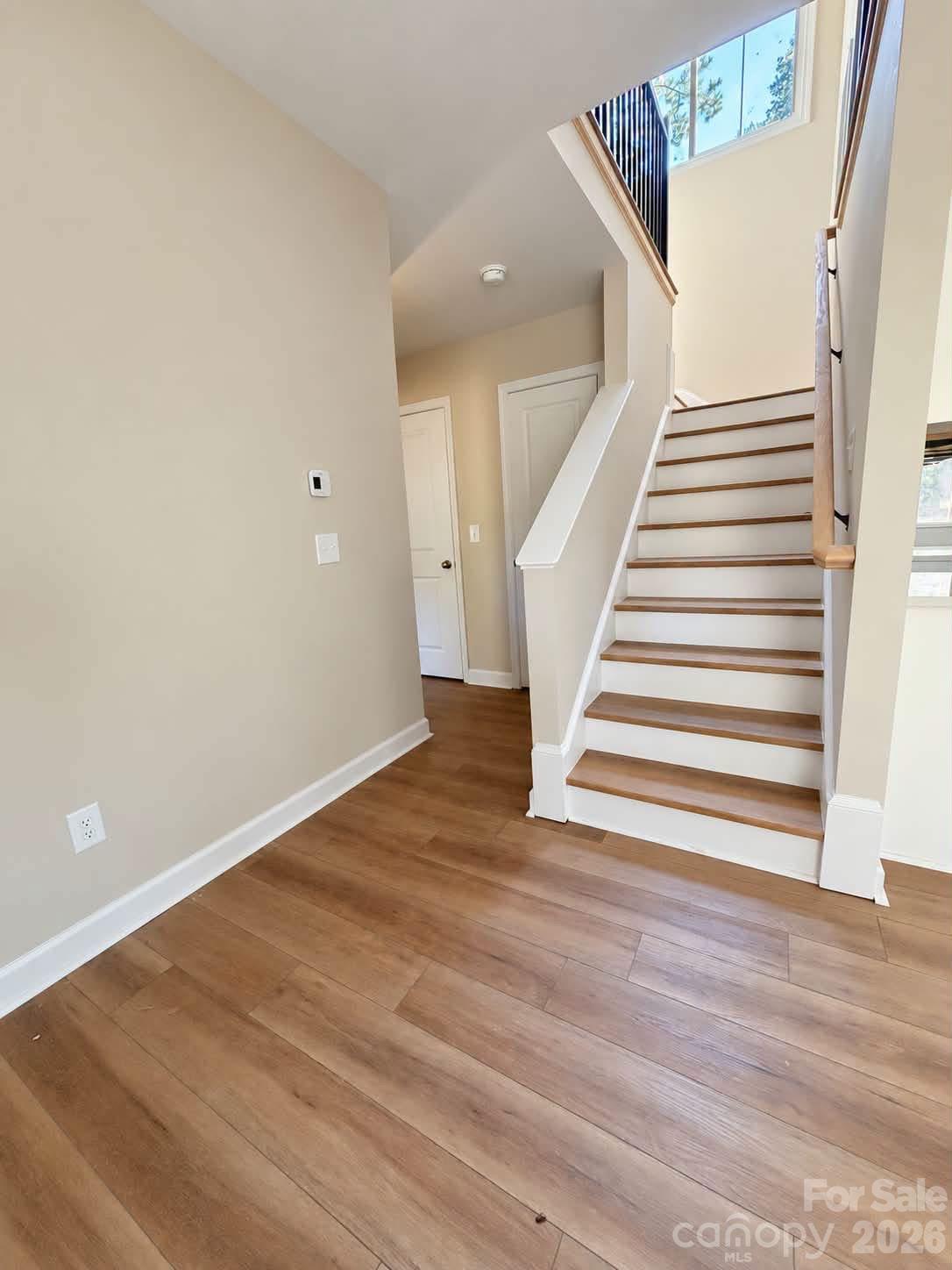 Single Family Residence at 146 Hillcrest Road, New London, photo 12 of 20