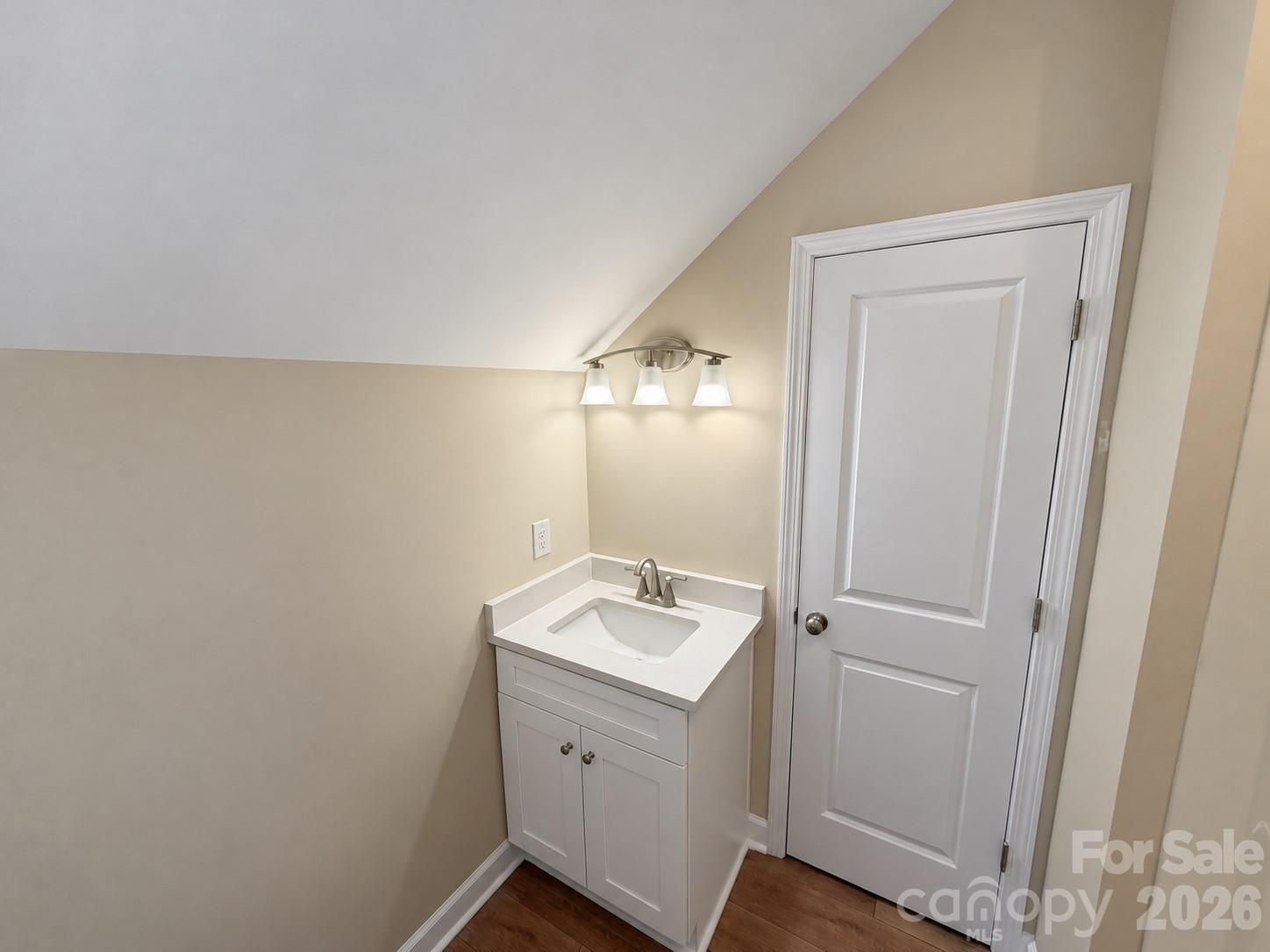 Single Family Residence at 146 Hillcrest Road, New London, photo 19 of 20