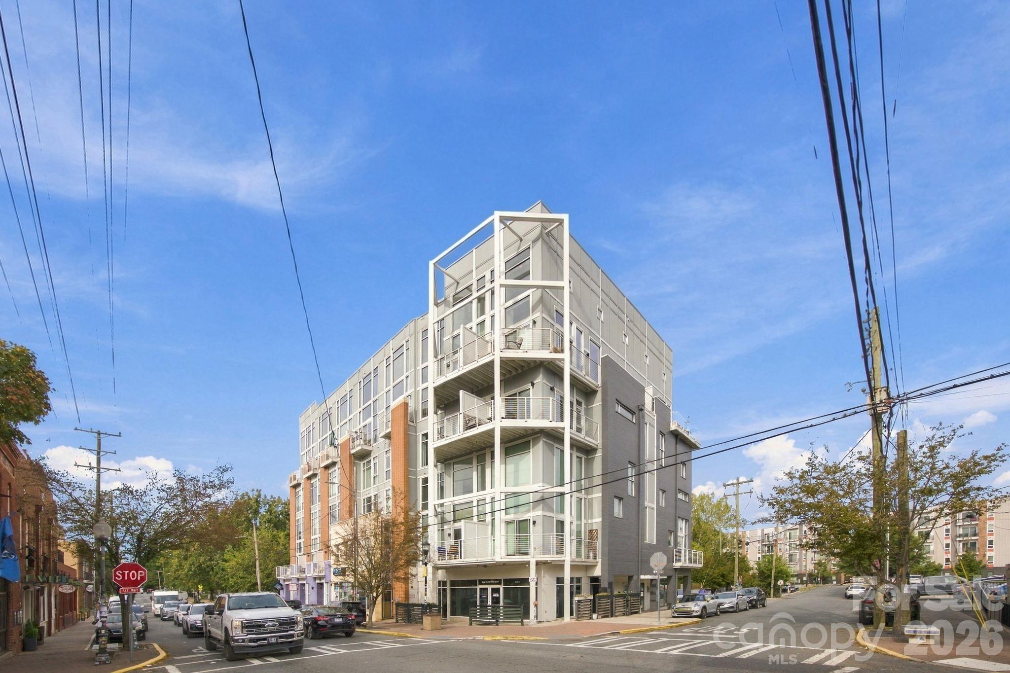 Condominium at 3123 Davidson Street, Charlotte, photo 33 of 43