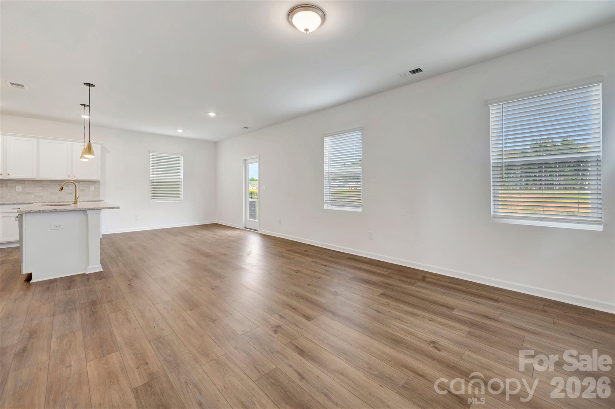 Family room - 1529 Kate Cecil Way, York