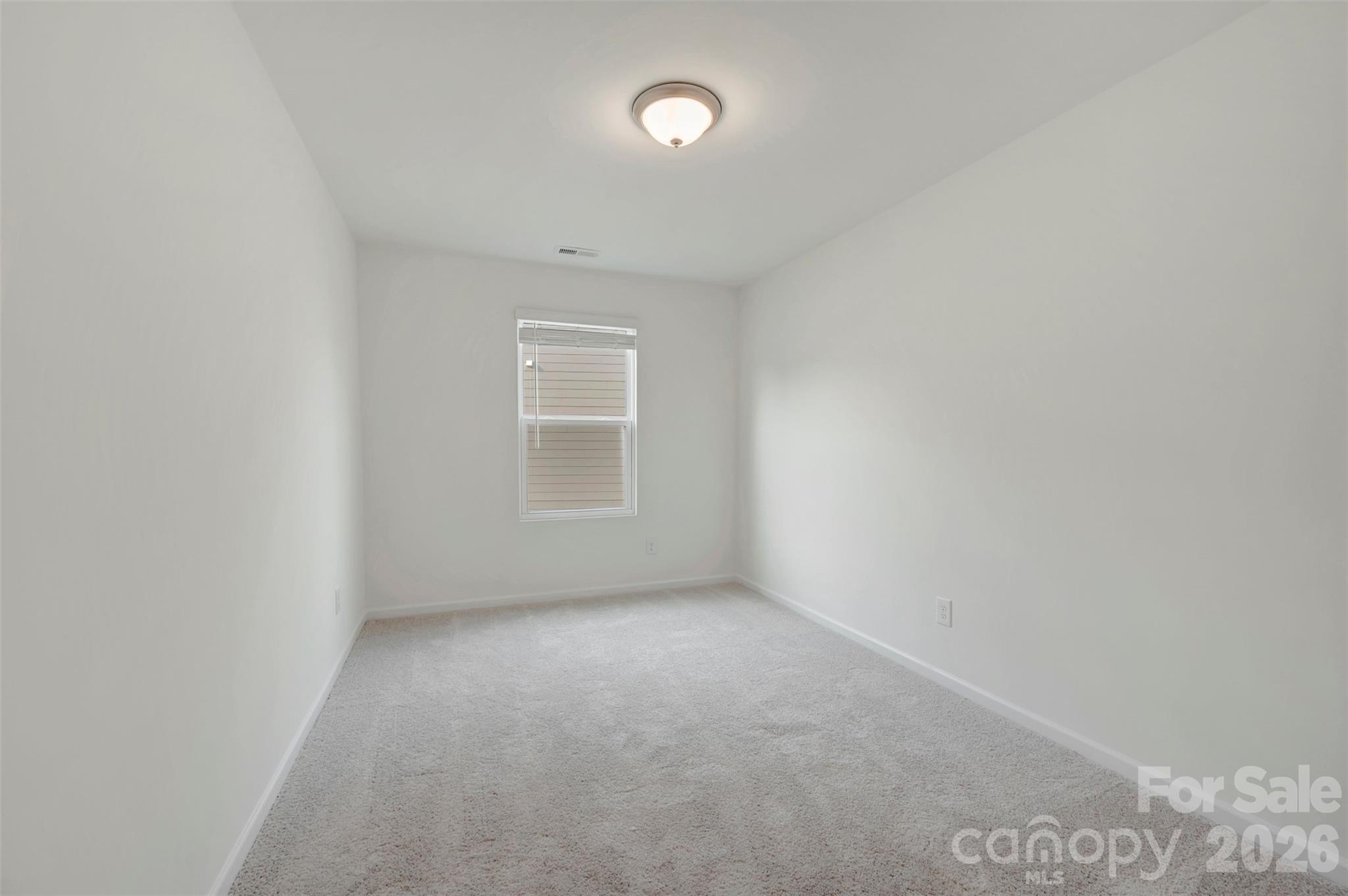 Loft - 1529 Kate Cecil Way, York