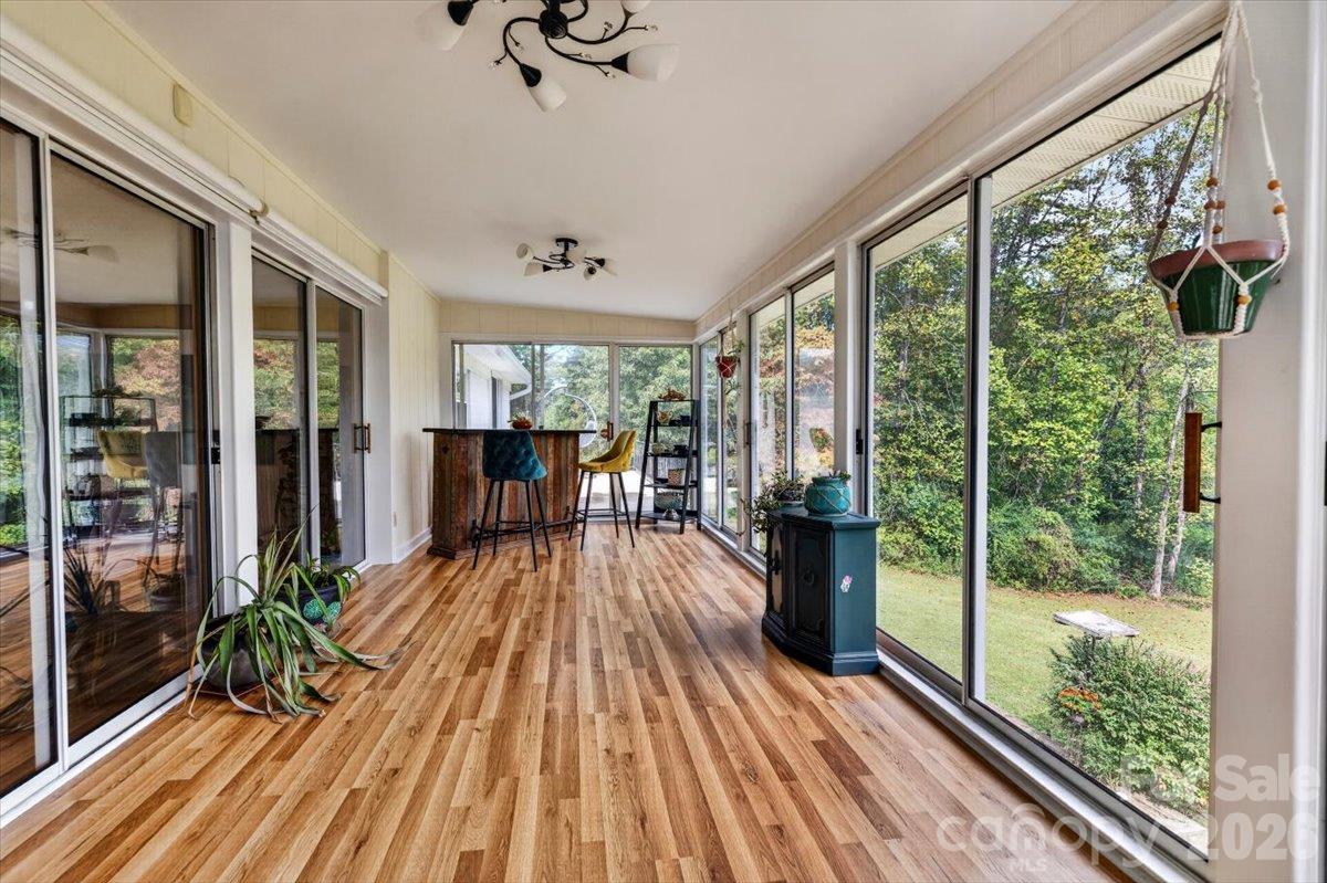 Single Family Residence at 2086 Old Mountain Road, Statesville, photo 13 of 47