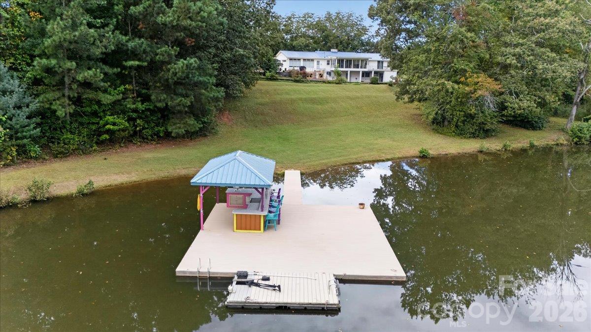 Single Family Residence at 2086 Old Mountain Road, Statesville, photo 41 of 47