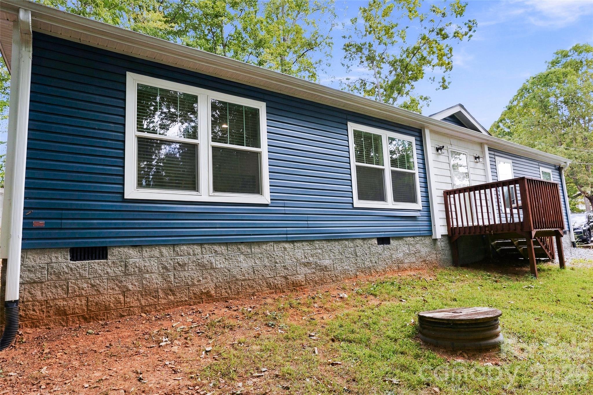 Single Family Residence at 203 Beaverdam Loop Road, Candler, photo 2 of 47