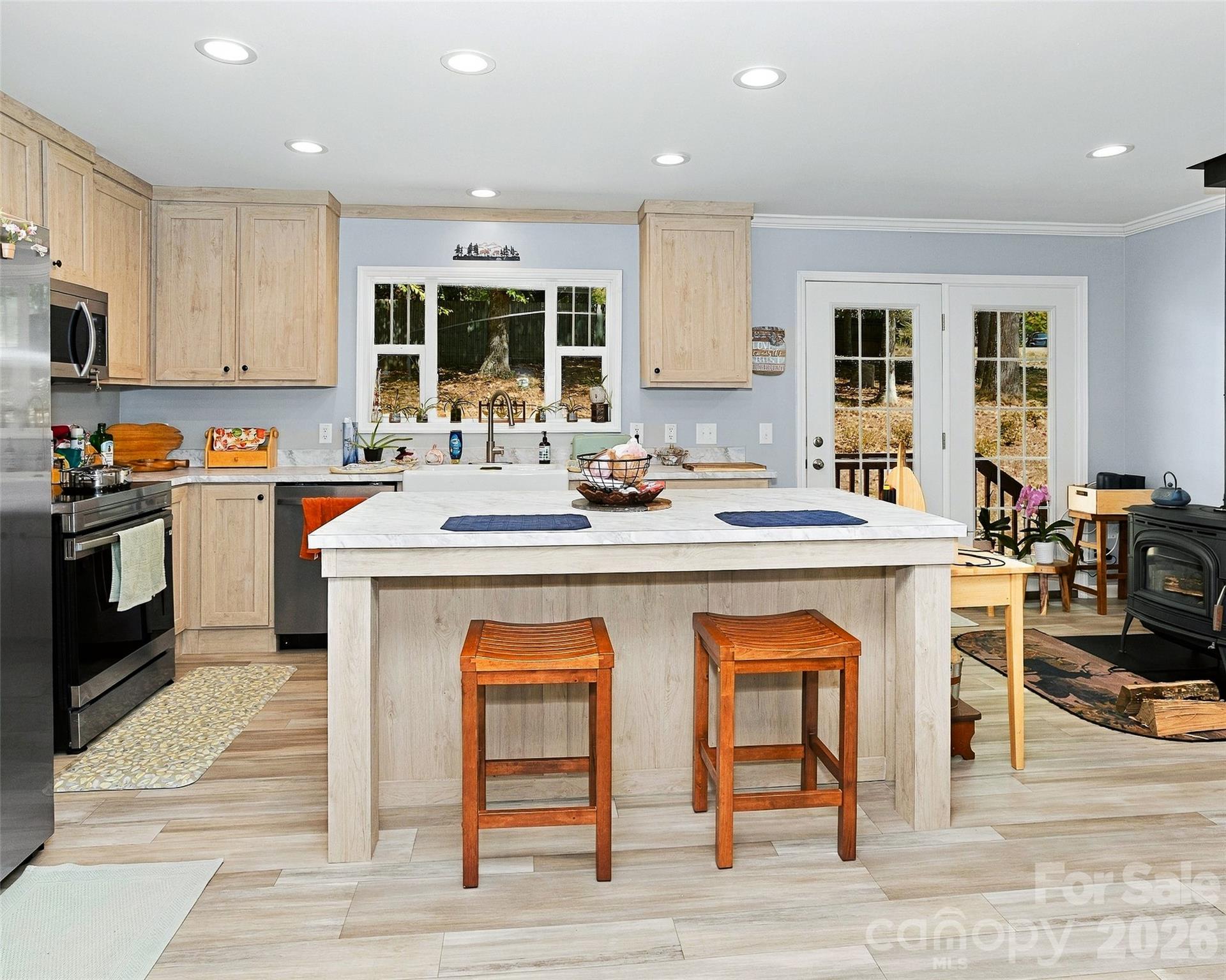 Single Family Residence at 203 Beaverdam Loop Road, Candler, photo 10 of 47