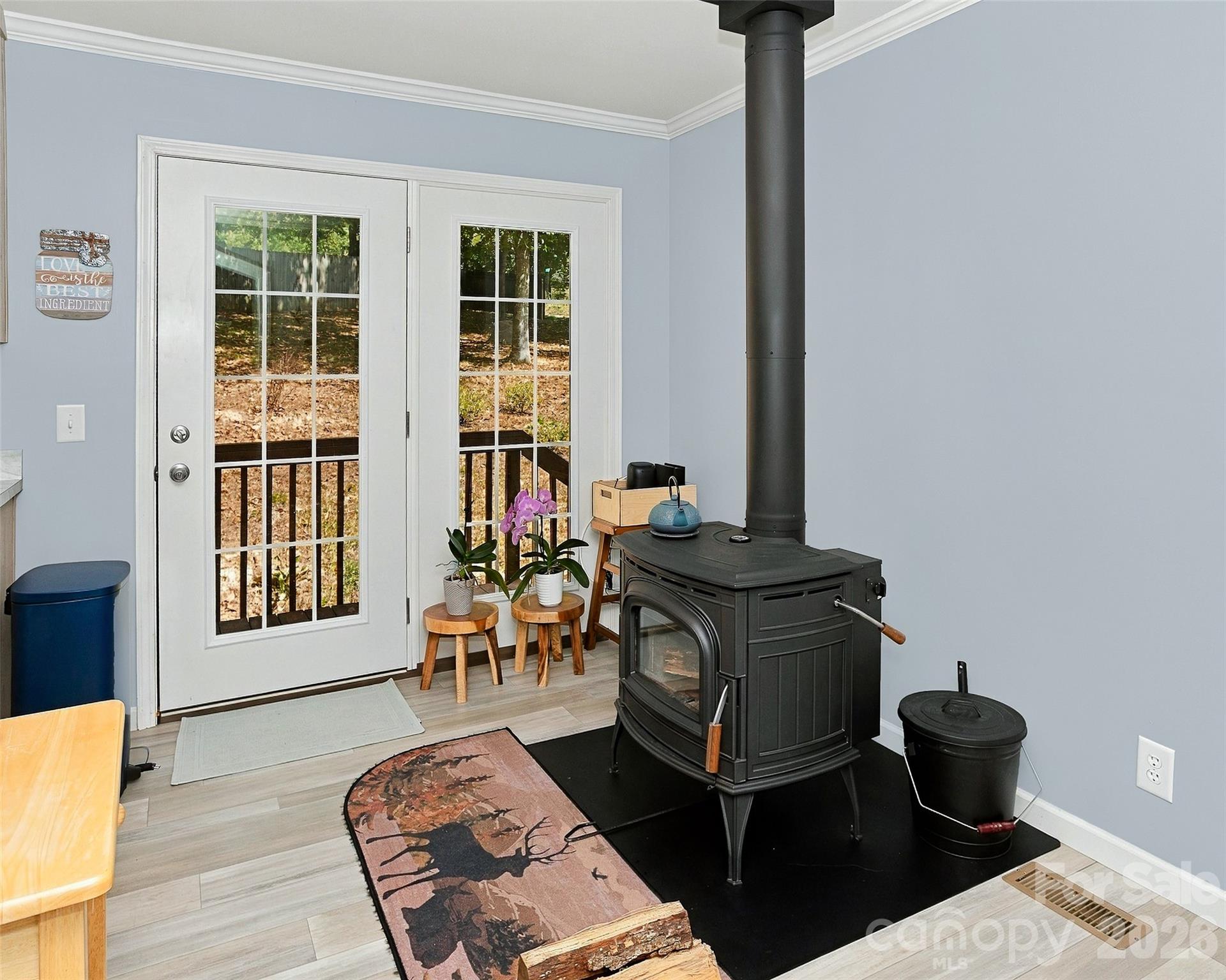 Single Family Residence at 203 Beaverdam Loop Road, Candler, photo 15 of 47