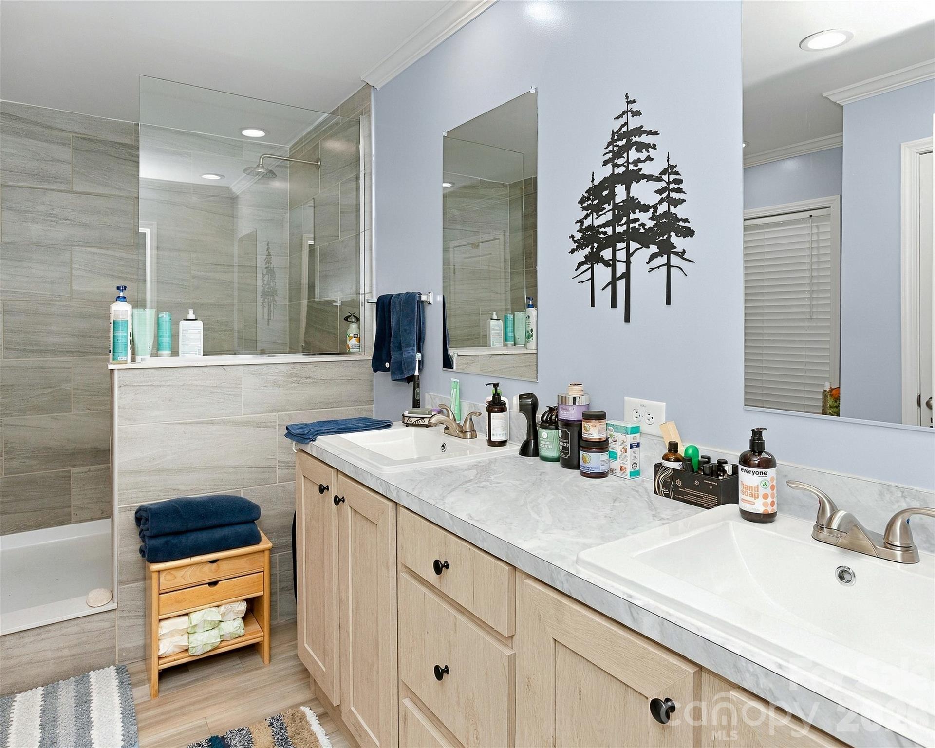 Single Family Residence at 203 Beaverdam Loop Road, Candler, photo 20 of 47